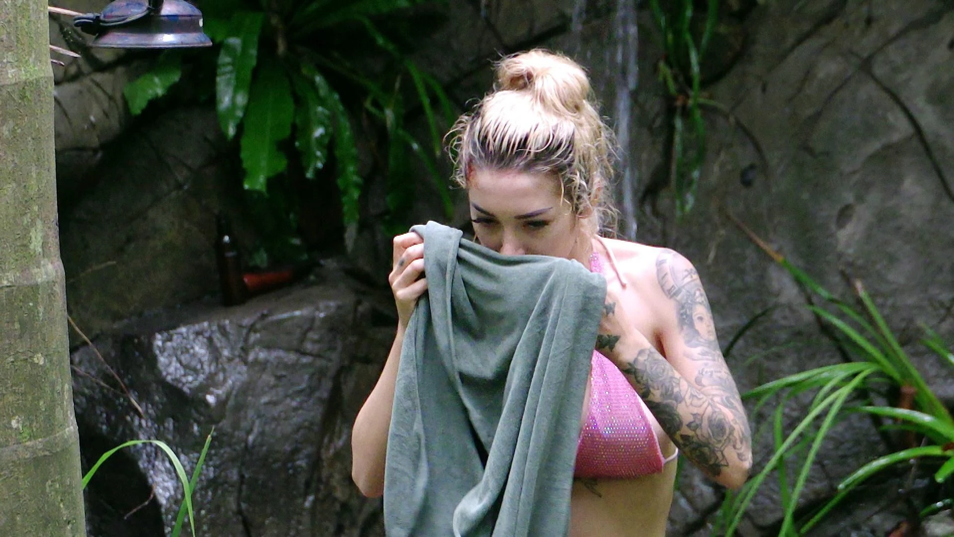 Dschungelcamp-Kolumne: „Ich stinke! Ich möchte jetzt ein Handtuch, oder ich packe meine Koffer!“