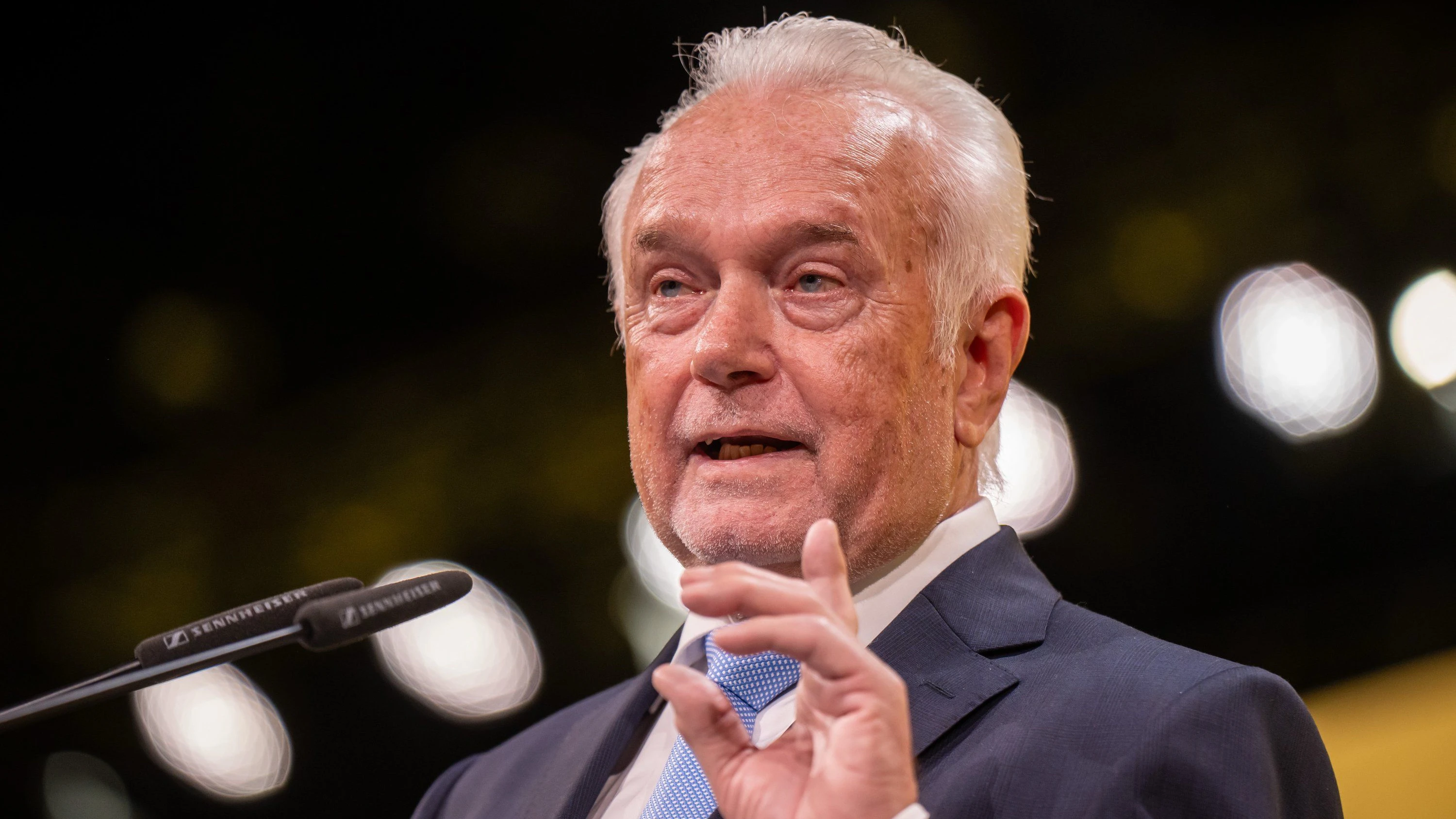 F.A.Z. Podcast für Deutschland: Mission Kubicki: „Hundsfott“ Klingbeil und „Sozialist“ Merz aufmischen