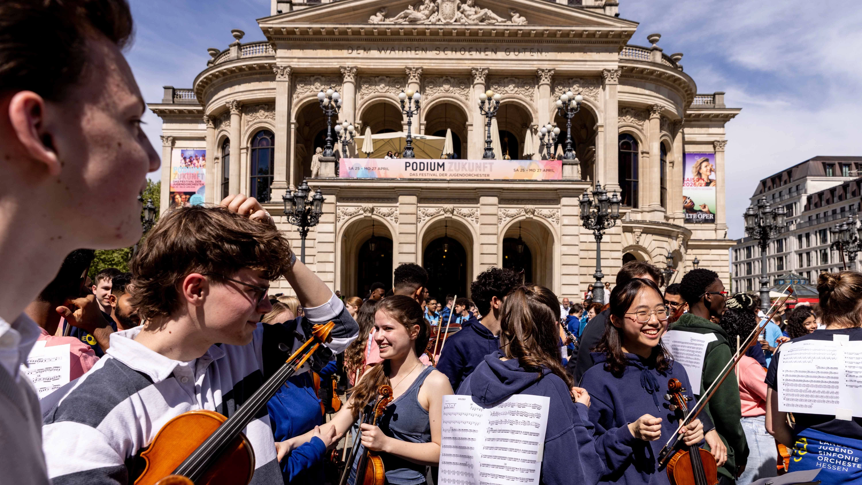 Programm für Familien: Wie Pegasus Kinder in die Alte Oper lockt