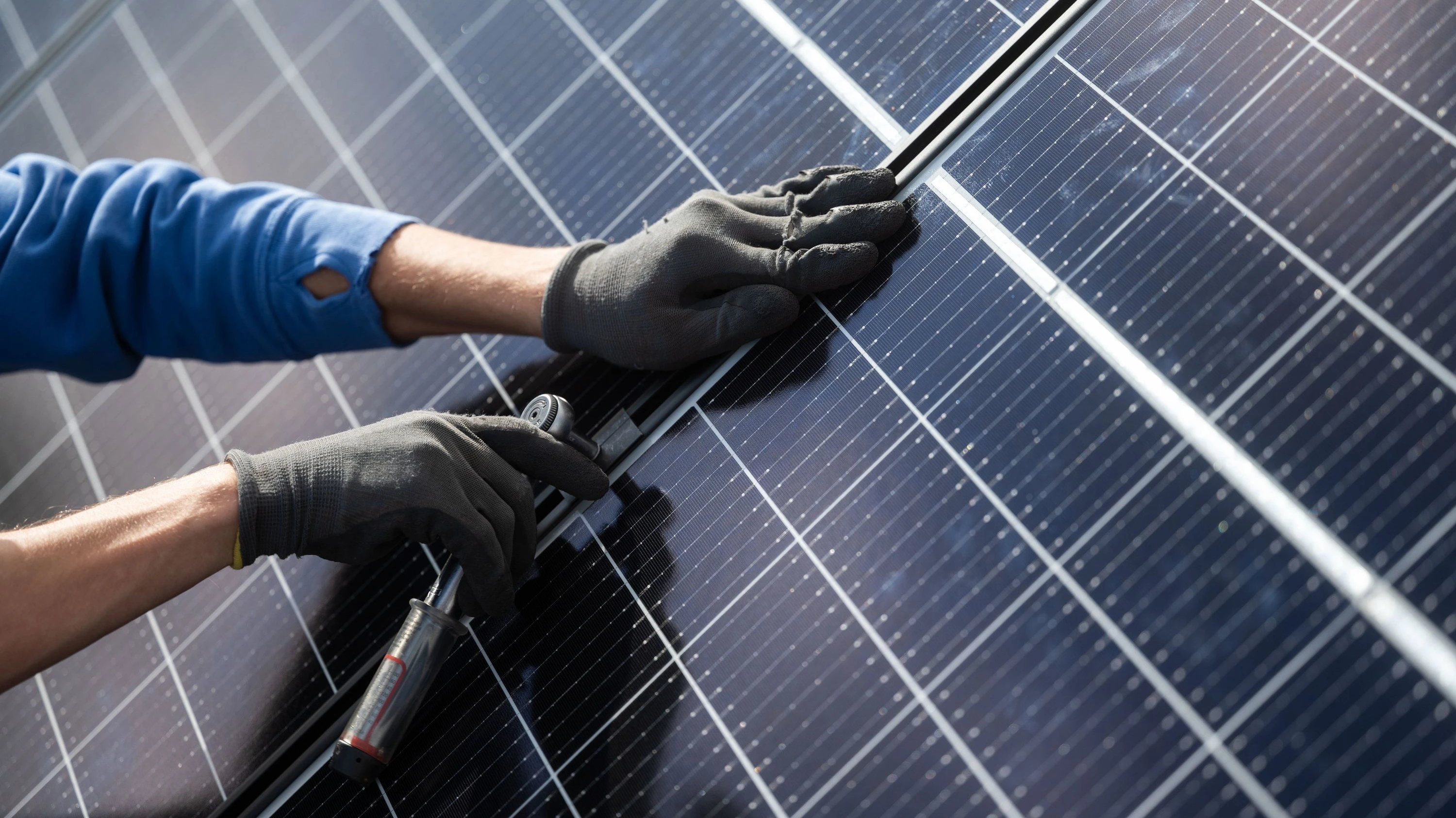 Einspeisevergütung: Unnötige Solarförderung Einspeisevergütung: Unnötige Solarförderung