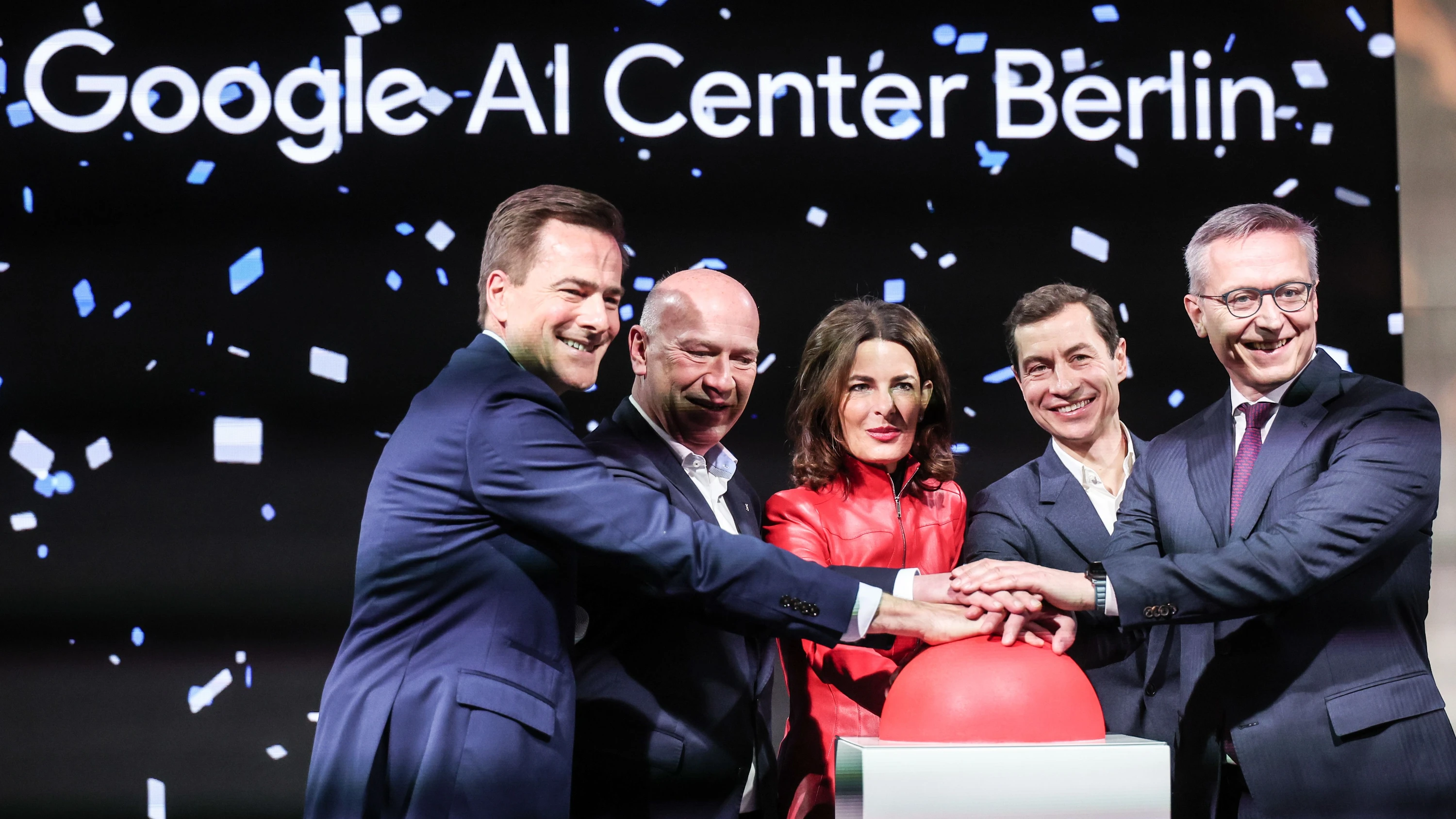 Scherbaums Börse: Wie der KI-Rausch die Alphabet-Aktie beflügelt