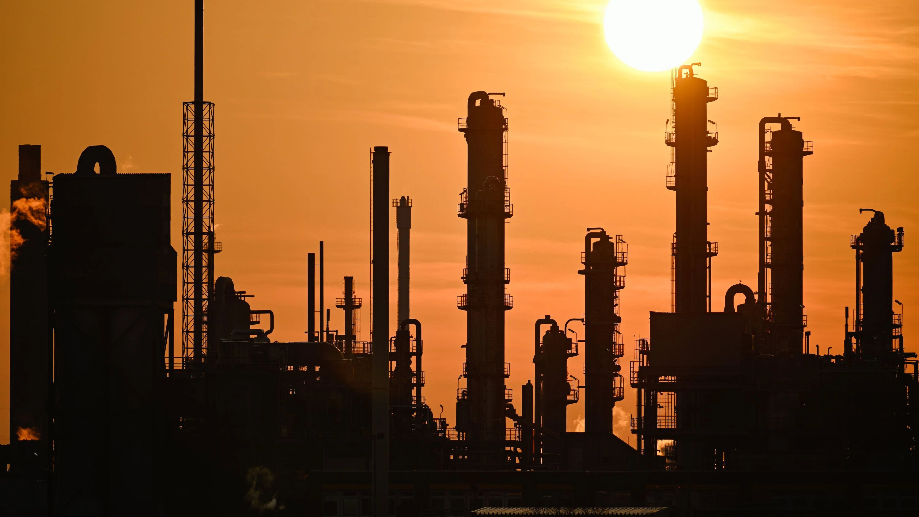 Fordert geringere Klimaauflagen: die Chemiebranche steht unter Druck. - dpa