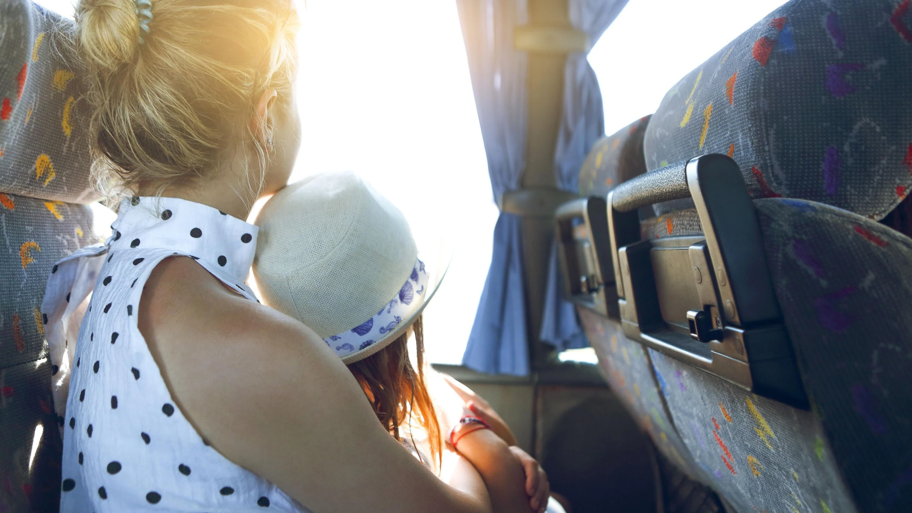 Der Familientipp: Spiele und Ideen für lange Urlaubsfahrten mit Kindern