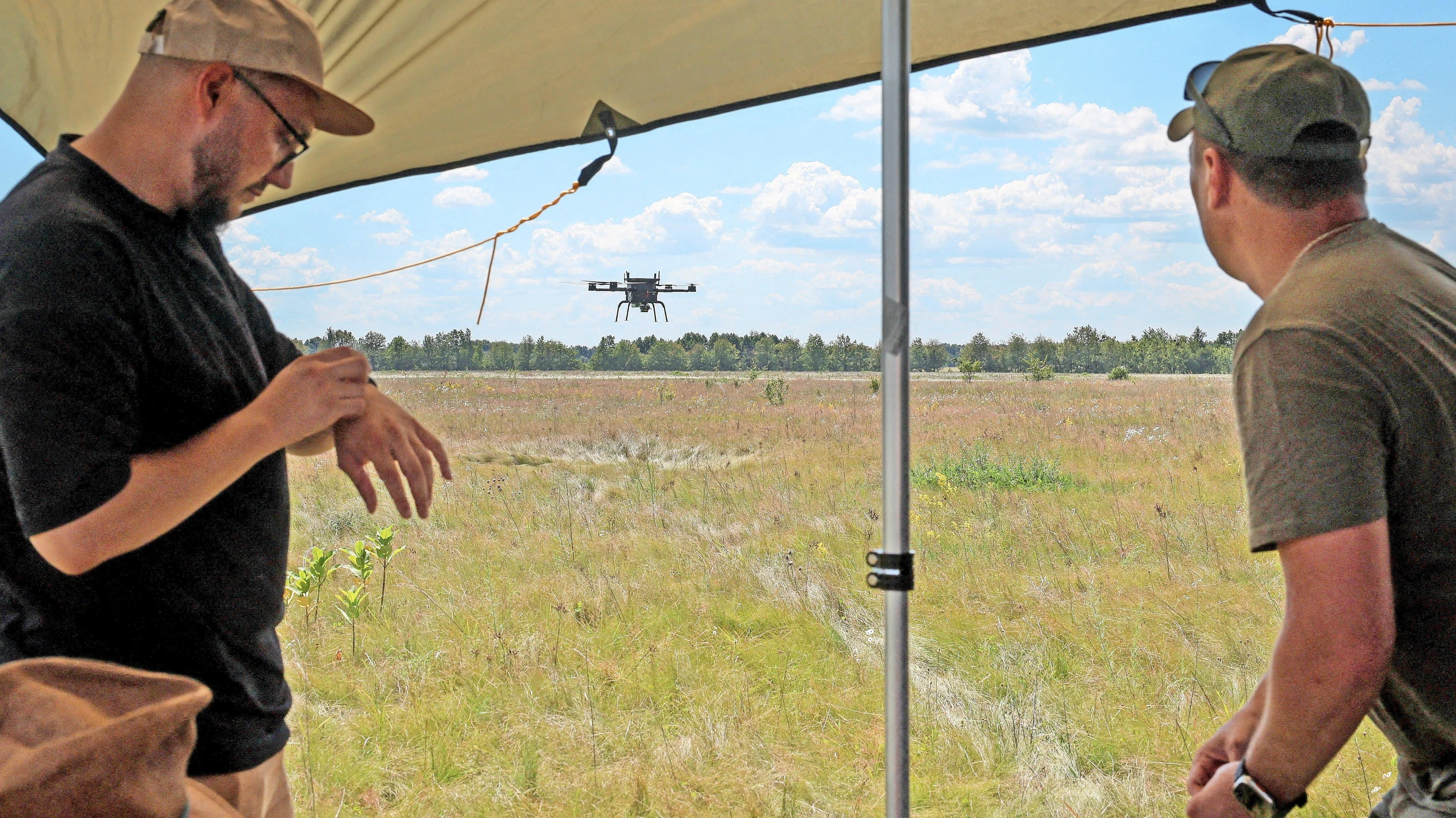 Drohnenspezialist Swarmer: Ein verblüffendes Börsendebüt Drohnenspezialist Swarmer: Ein verblüffendes Börsendebüt