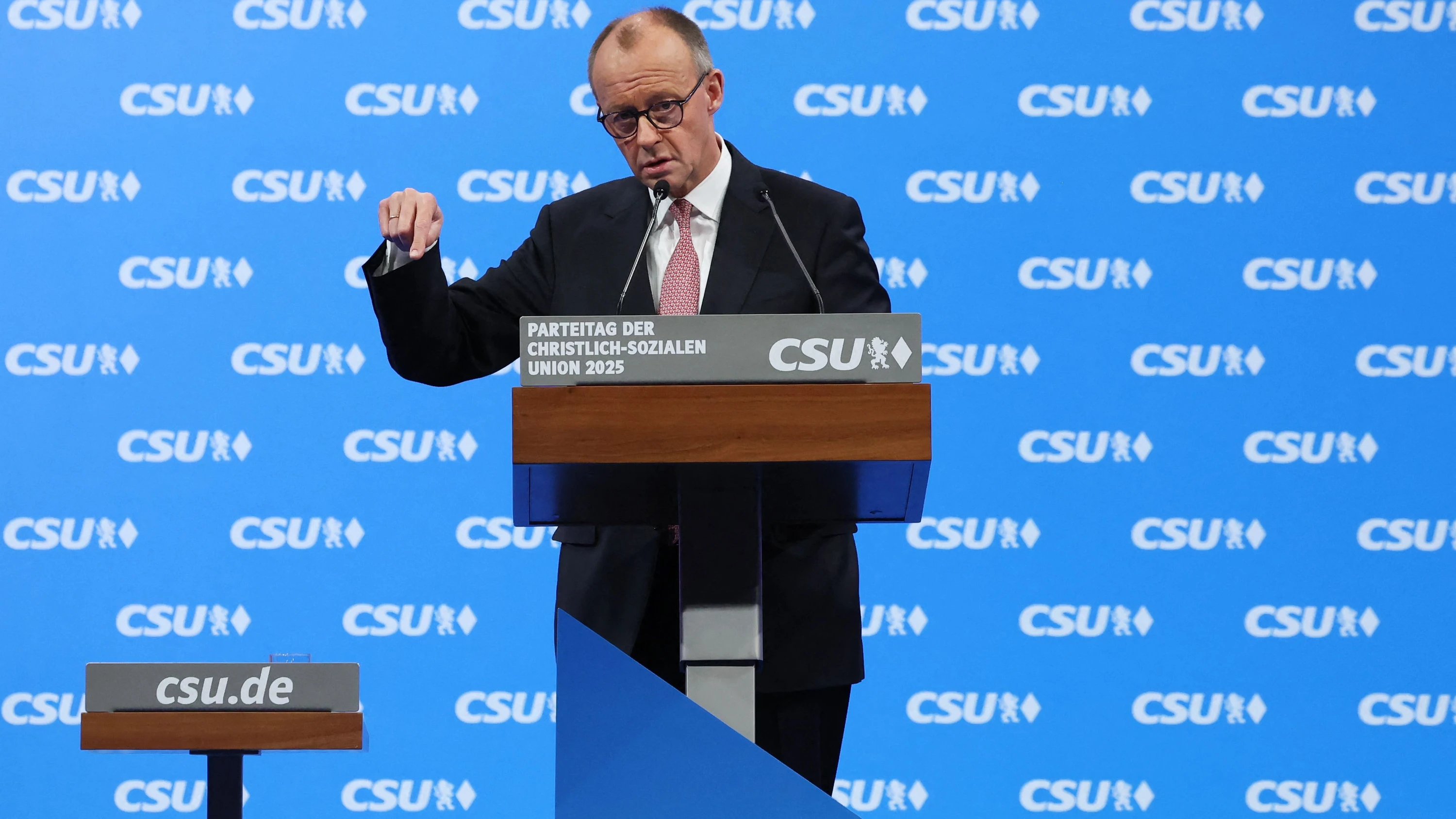 Liveblog Bundespolitik: Merz: Wettbewerbs- und Verteidigungsfähigkeit wichtigste Aufgaben Liveblog Bundespolitik: Merz: Wettbewerbs- und Verteidigungsfähigkeit wichtigste Aufgaben