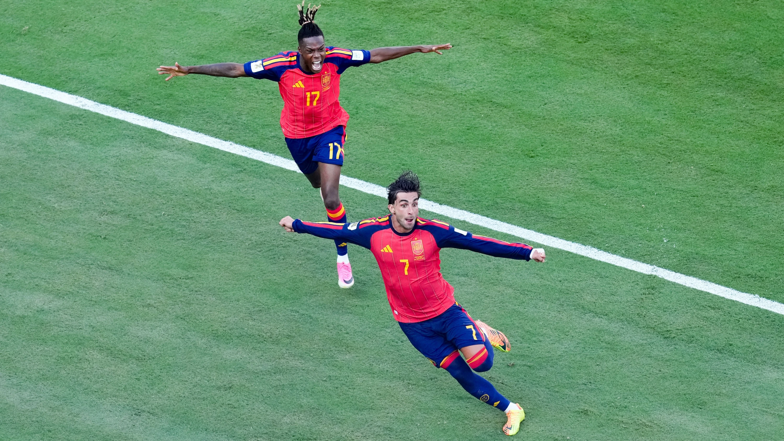 1:0 nach Verlängerung: Spanien gewinnt das WM-Finale gegen Argentinien und ist Weltmeister 1:0 nach Verlängerung: Spanien gewinnt das WM-Finale gegen Argentinien und ist Weltmeister