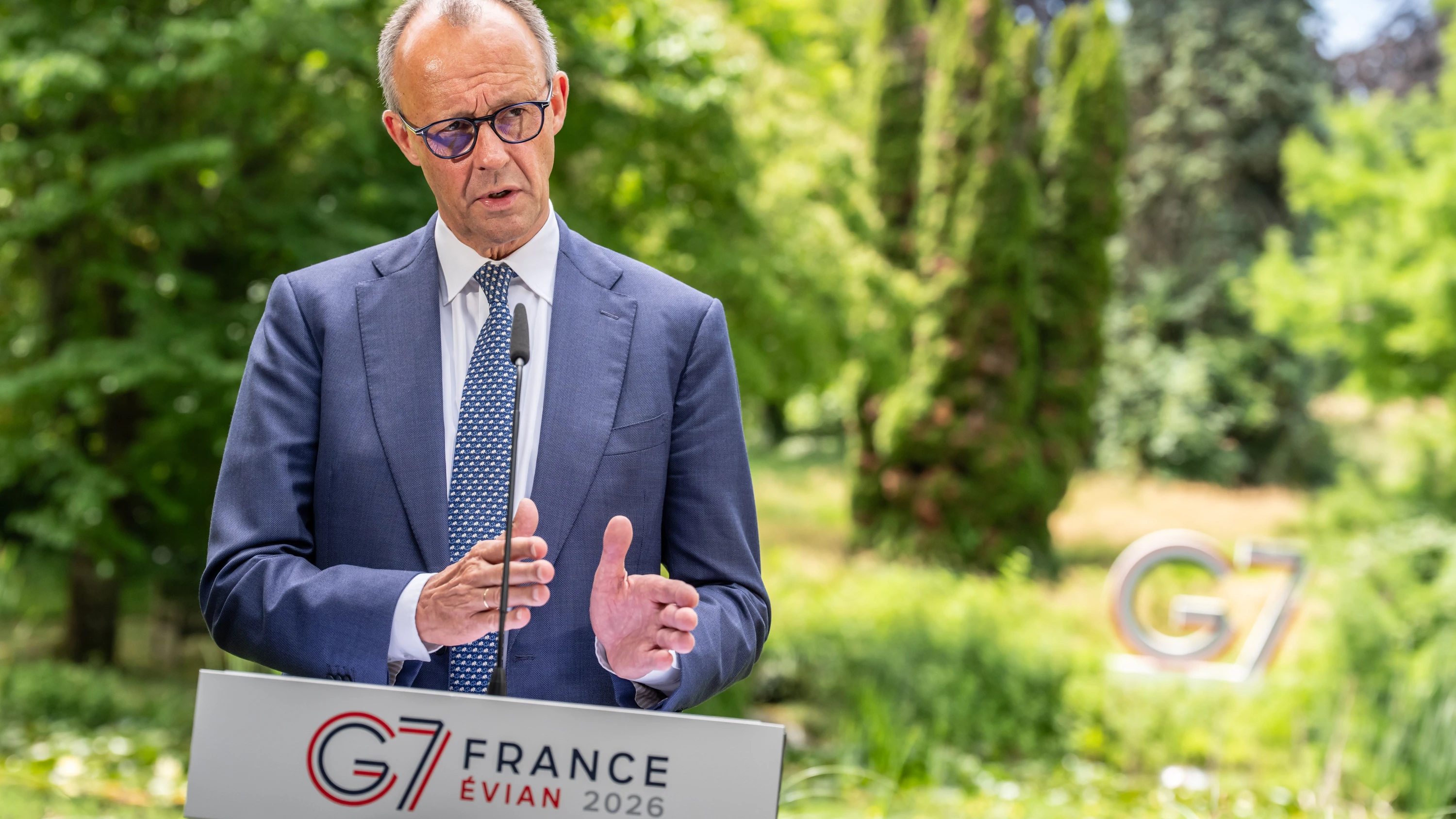 Liveblog Ukrainekrieg: G7 wollen mit neuen Sanktionen Druck auf Russland erhöhen