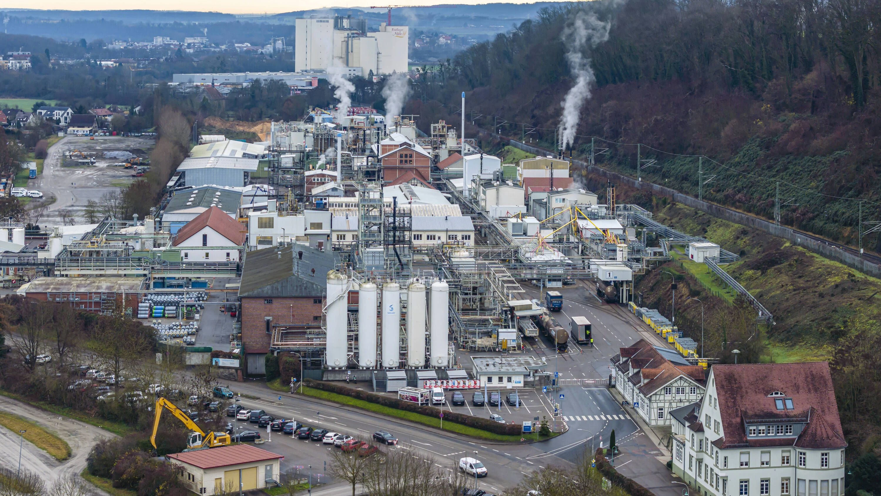 Chemiewerk Solvay: Warum tonnenweise Treibhausgas im Südwesten ausgestoßen wird Chemiewerk Solvay: Warum tonnenweise Treibhausgas im Südwesten ausgestoßen wird