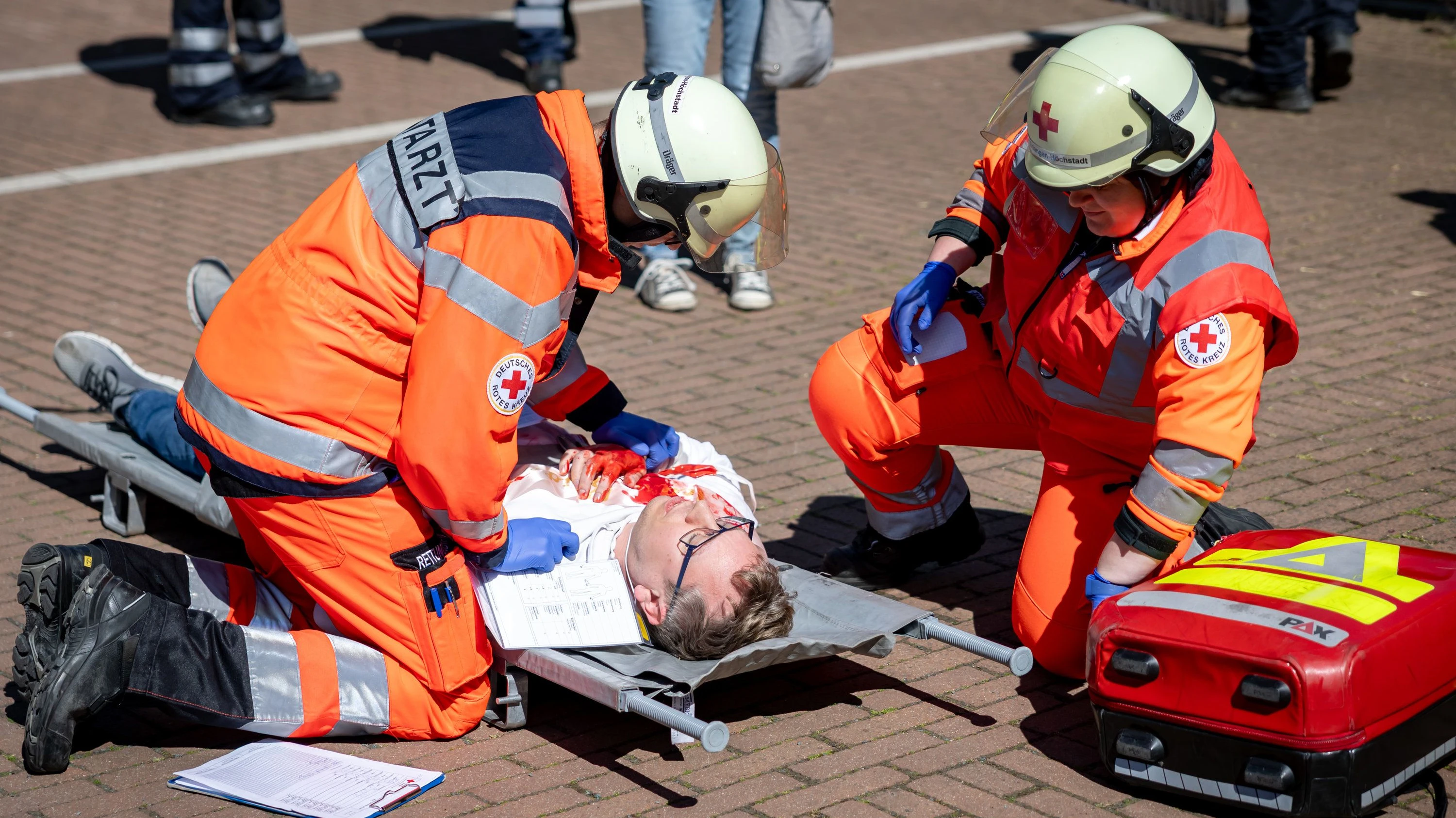 Rettungssanitäter: Der Weg ist das Ziel Rettungssanitäter: Der Weg ist das Ziel