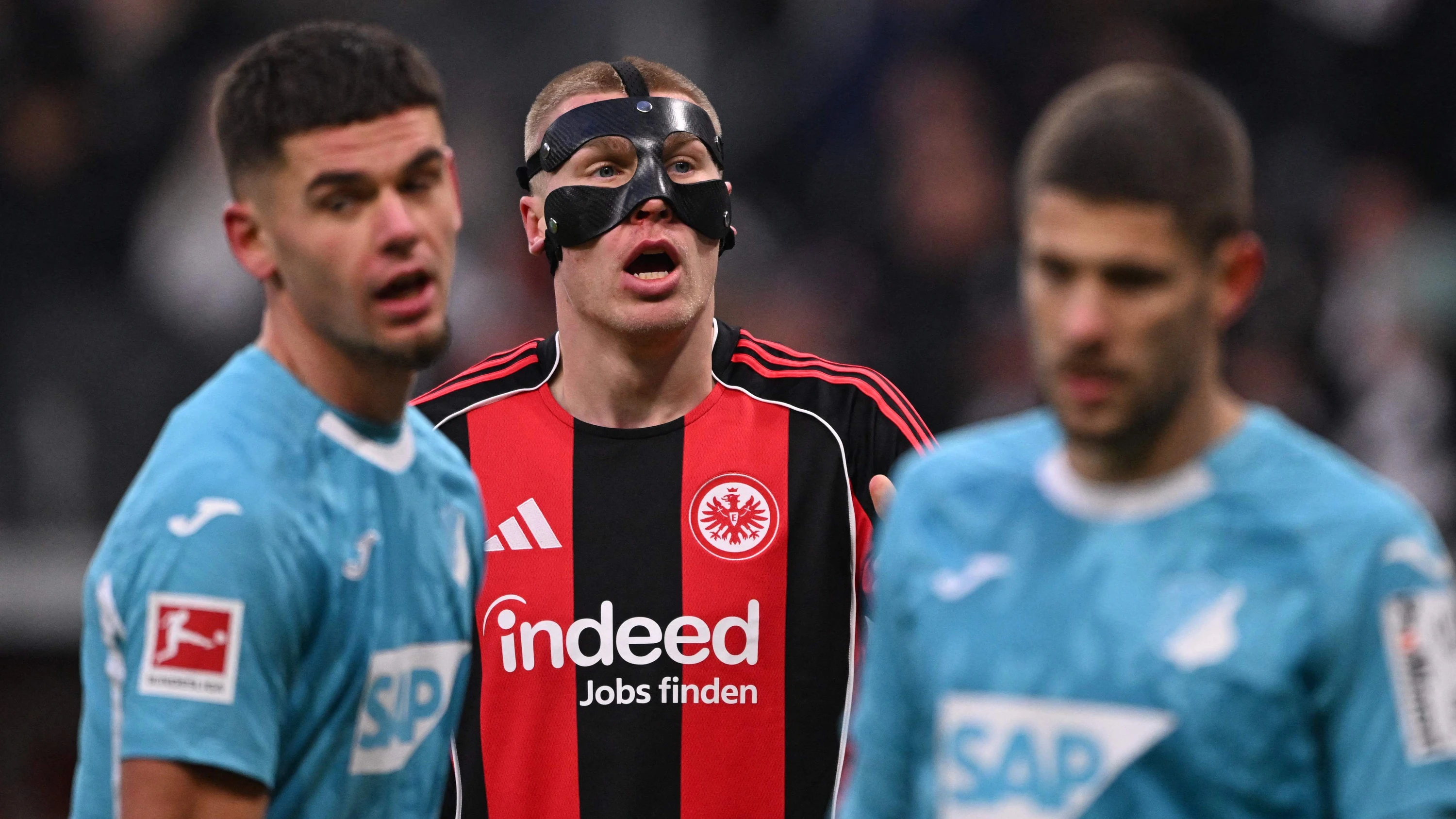 1:3 gegen Hoffenheim: Die Stimmung bei den Fans in Frankfurt kippt