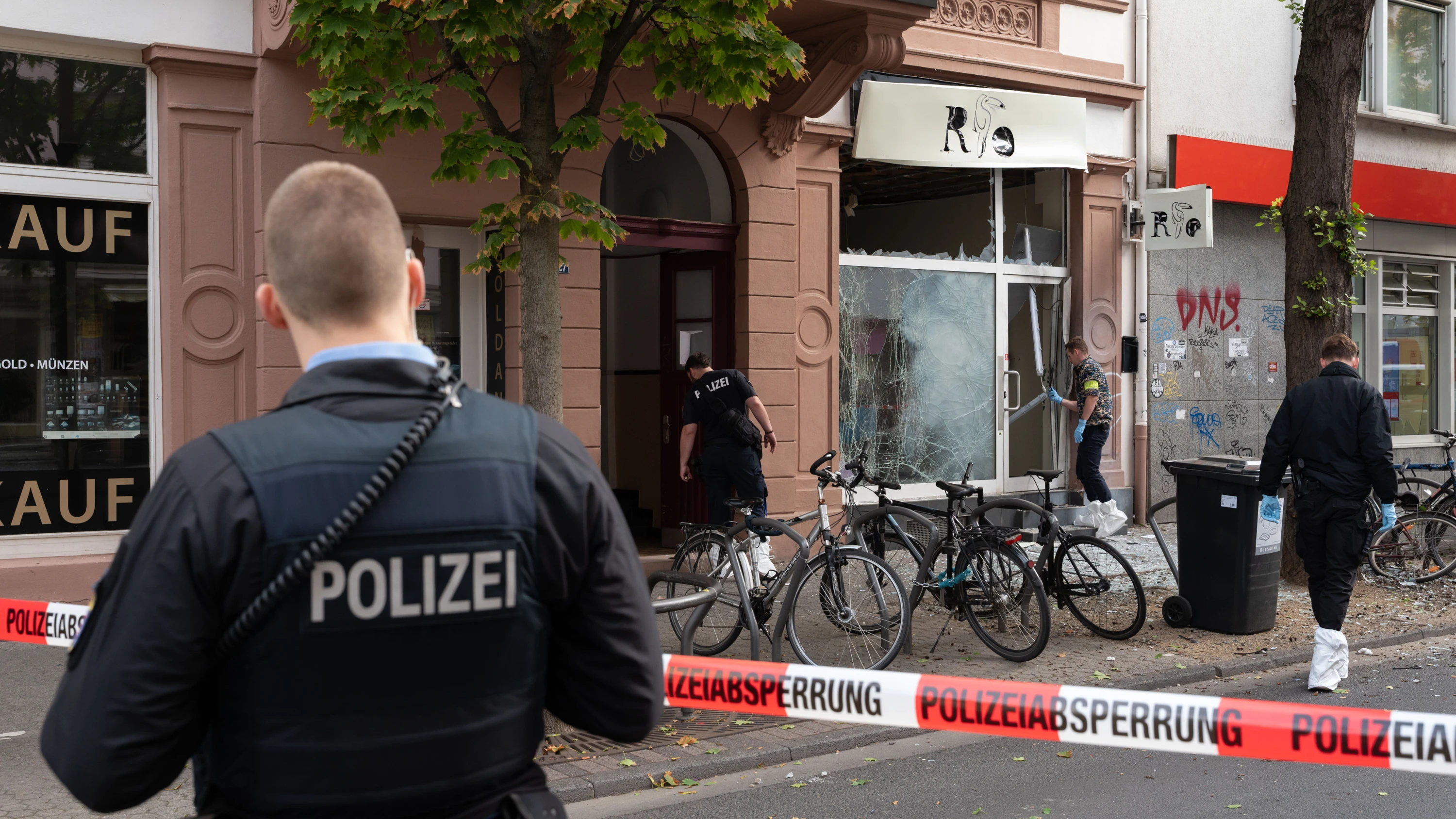 Bild: Serie von Anschlägen: Wieder zwei Explosionen in Frankfurt