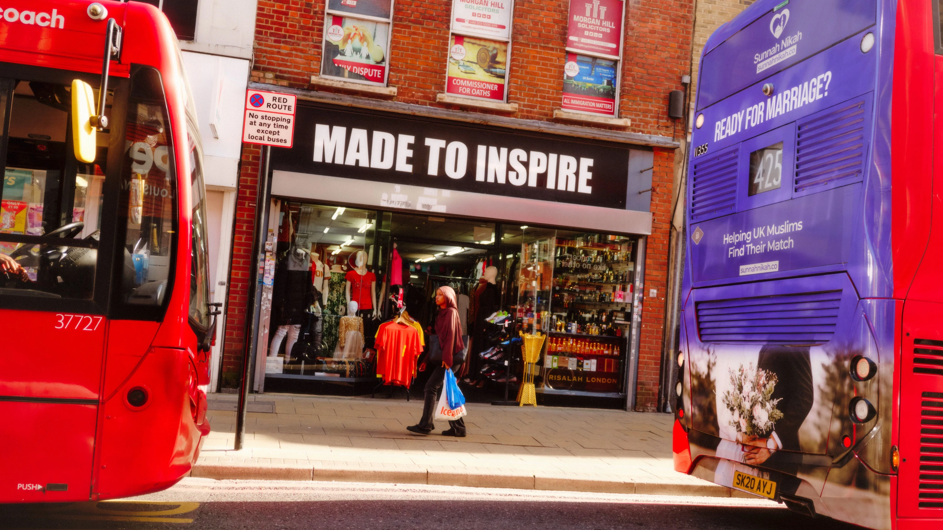 Ilford inspiriert nicht wirklich, aber dieser Laden versucht es wenigstens. Thank you! - Joe Hart