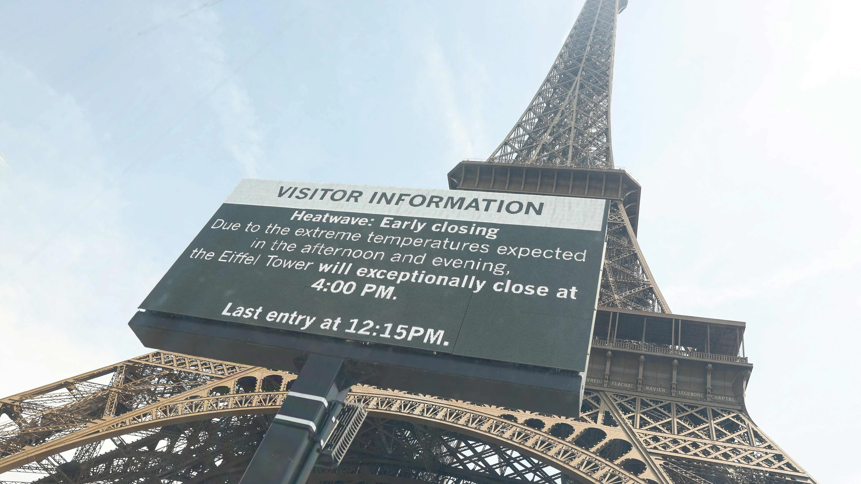Hitze-Liveblog: Abiturprüfungen in Frankreich wegen Hitze verschoben Hitze-Liveblog: Abiturprüfungen in Frankreich wegen Hitze verschoben