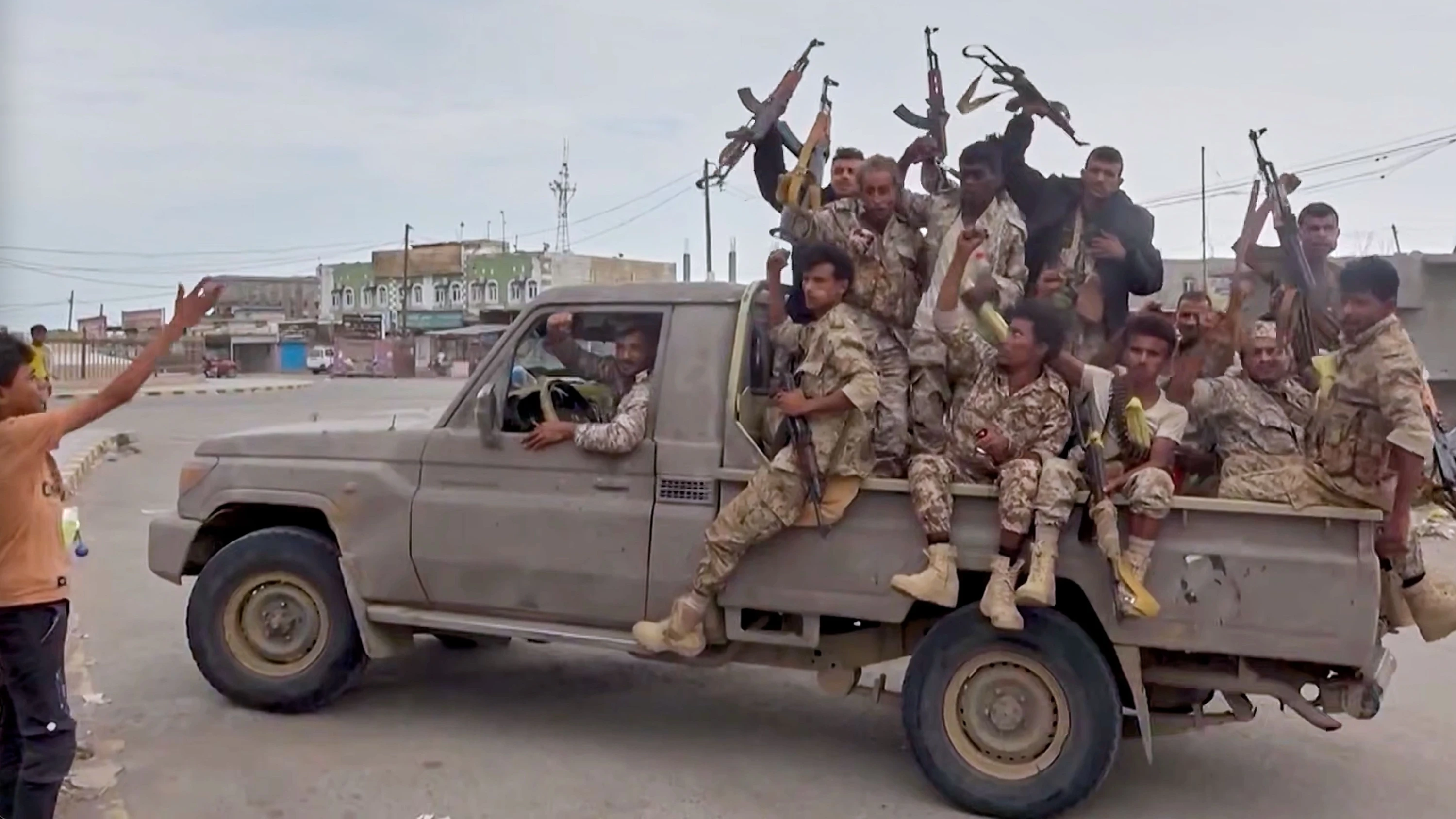 Jubelbilder im Huthi-Sender Al-Masirah: Kämpfer in der Küstenprovinz Hodeida - Al-Masirah TV/AP
