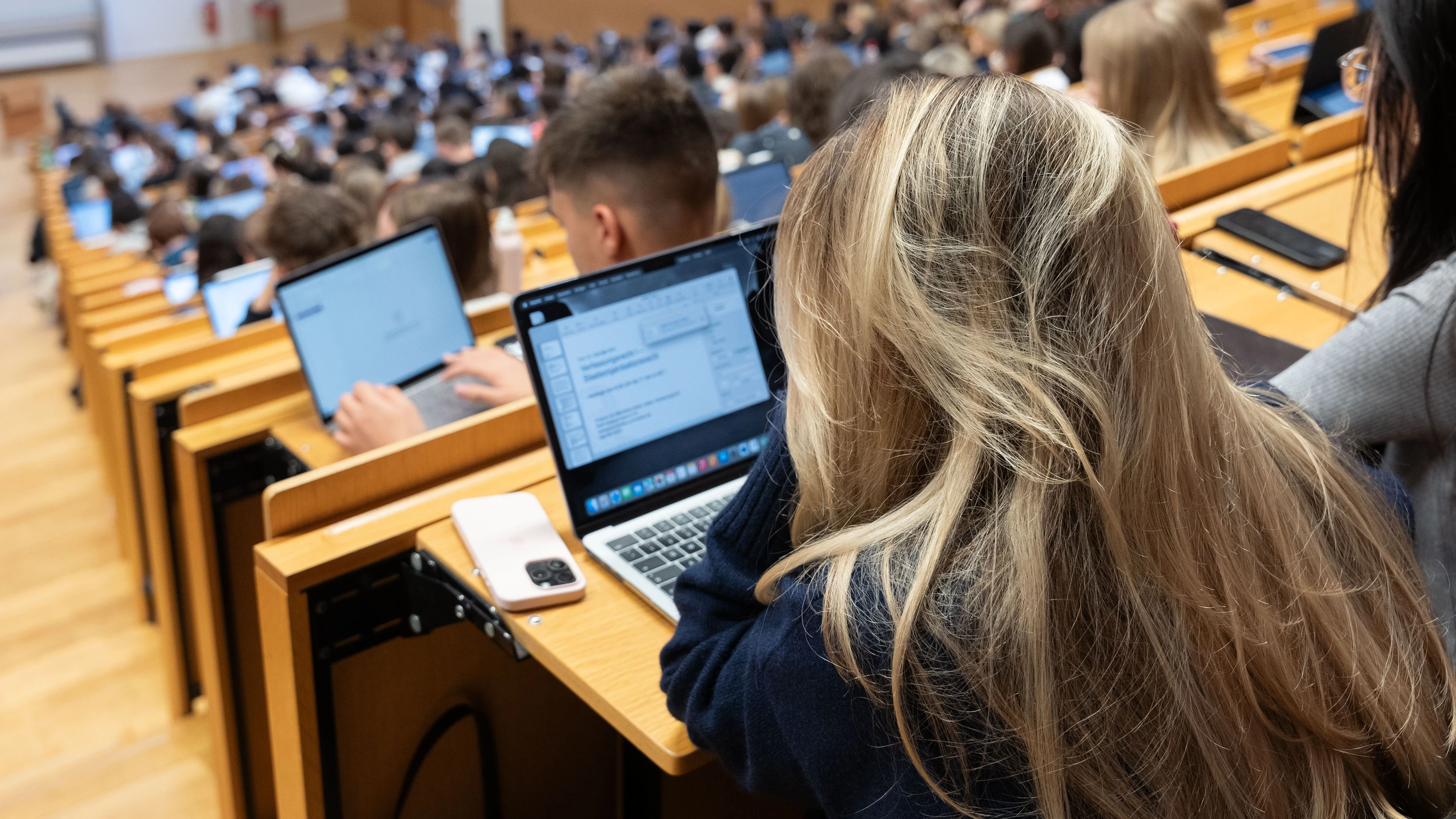 Die Karrierefrage: Soll ich mit Ende 30 noch ein Studium beginnen?