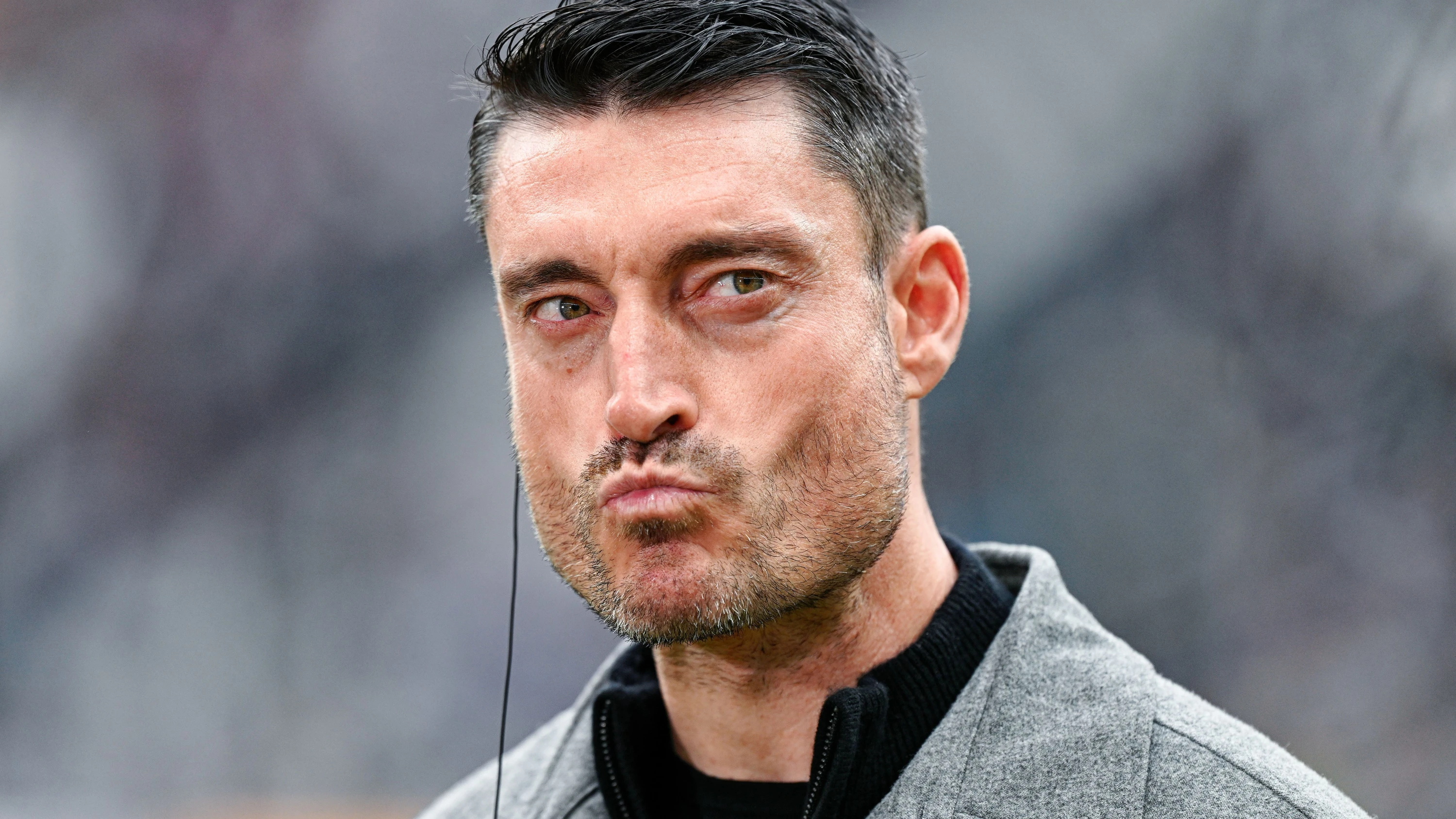 Riera klagt über Eintracht: „Ich würde keinen einzigen Spieler mitnehmen“