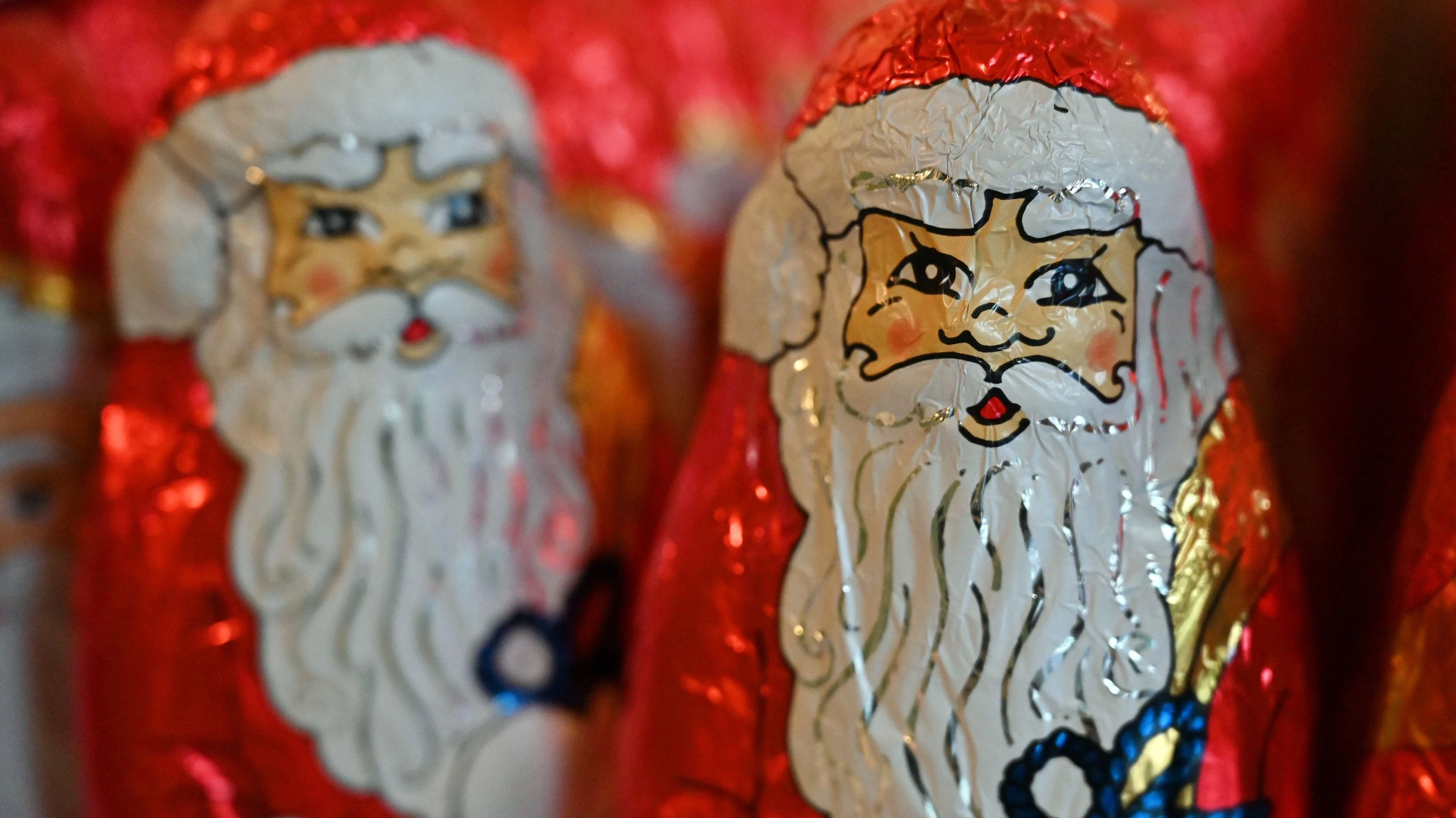 Ludwigshafen: Einbrecher isst Schoko-Weihnachtsmann und wird festgenommen