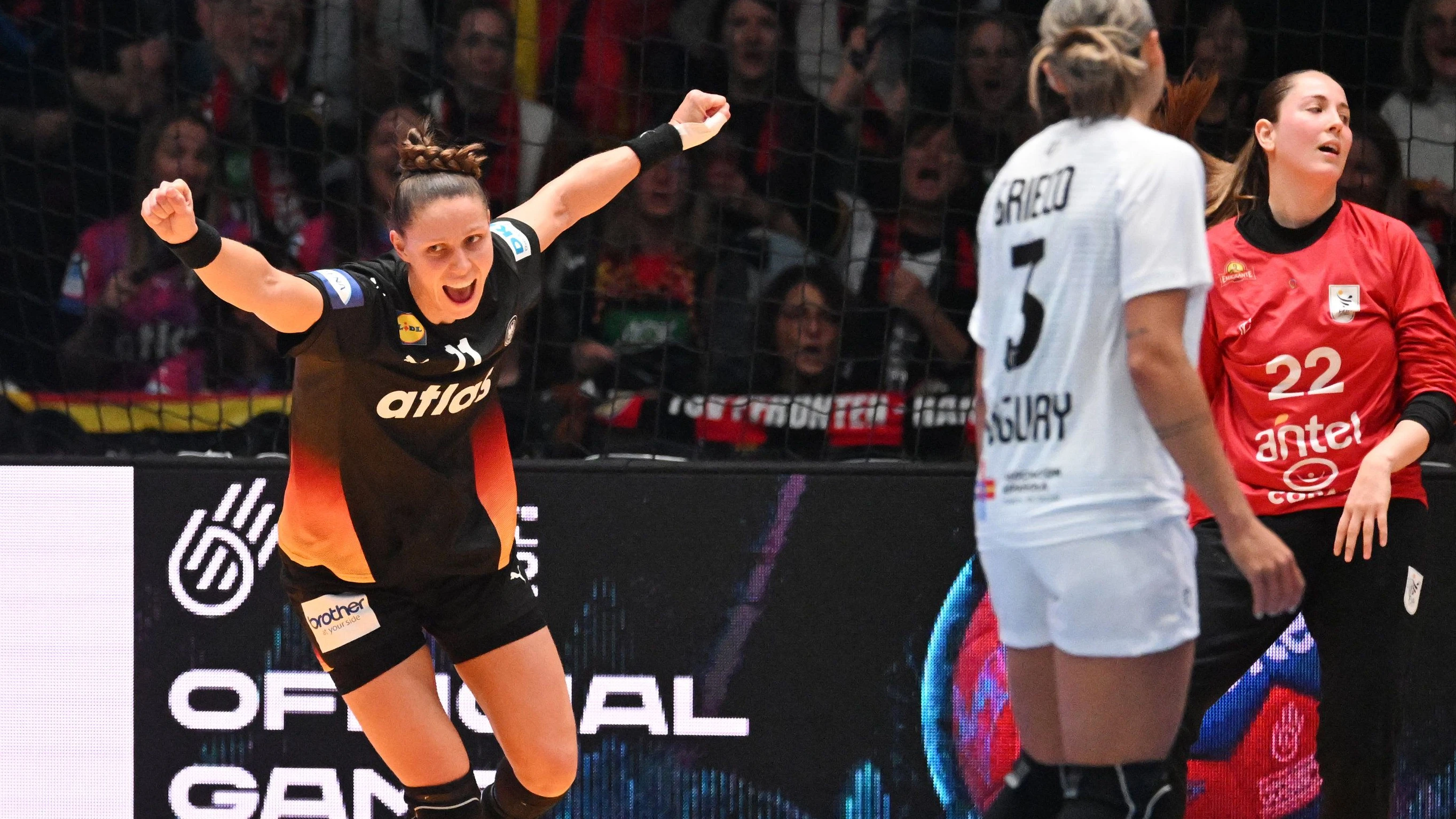 DHB-Team bei Handball-WM: Mit Spielfreude zum ersten Etappenziel DHB-Team bei Handball-WM: Mit Spielfreude zum ersten Etappenziel