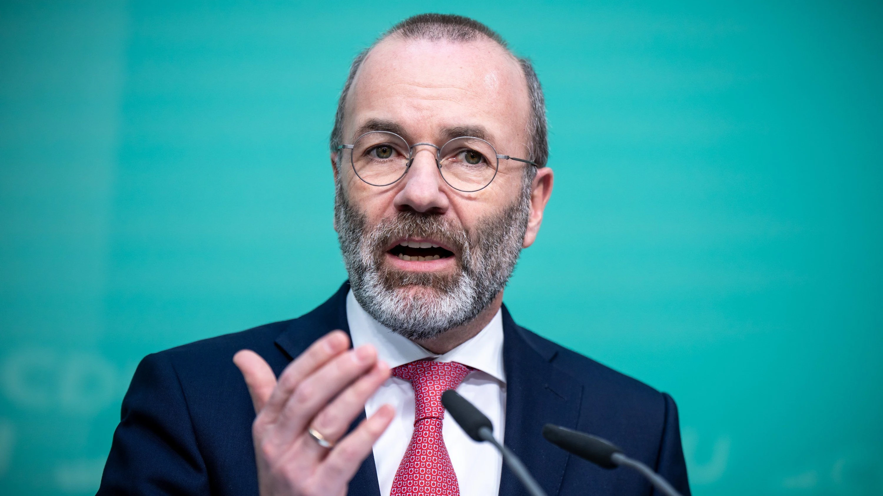 Krieg in der Ukraine: Weber: Deutsche wären „natürlich“ bei europäischer Friedenstruppe dabei