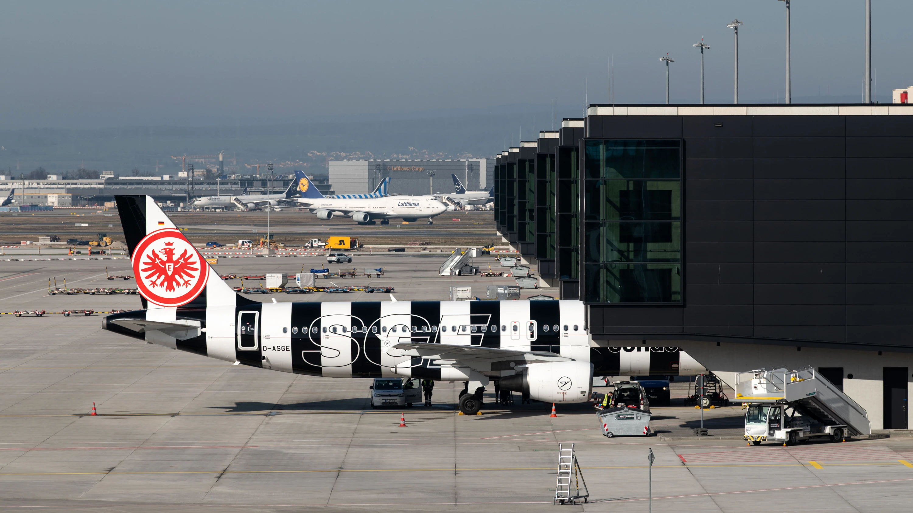 Entlastung für Luftverkehr: Bundeskabinett bringt Steuersenkung auf den Weg