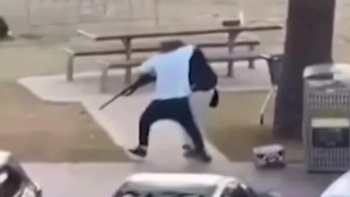 Terrorist Entwaffnet: Der „Held von Bondi Beach“ Terrorist Entwaffnet: Der „Held von Bondi Beach“