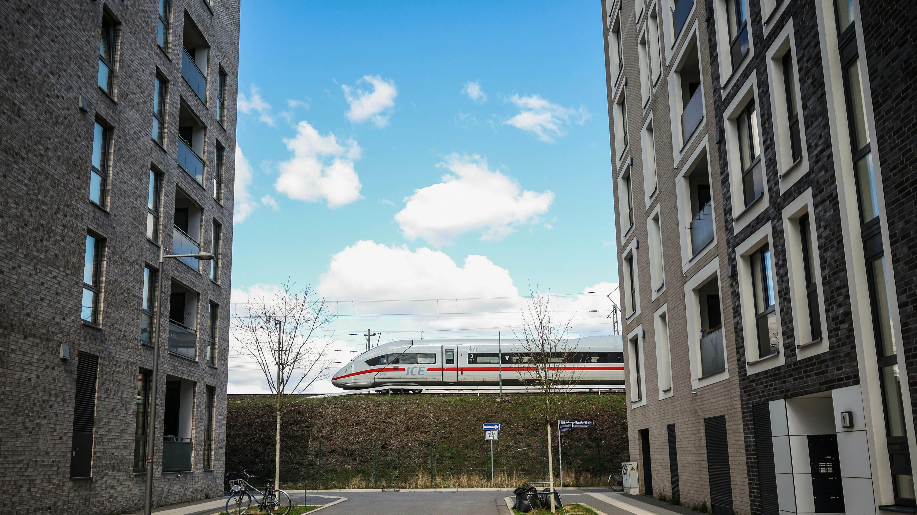 Business-Ticker: Bahn kündigt Direktverbindung von Berlin nach Oslo an