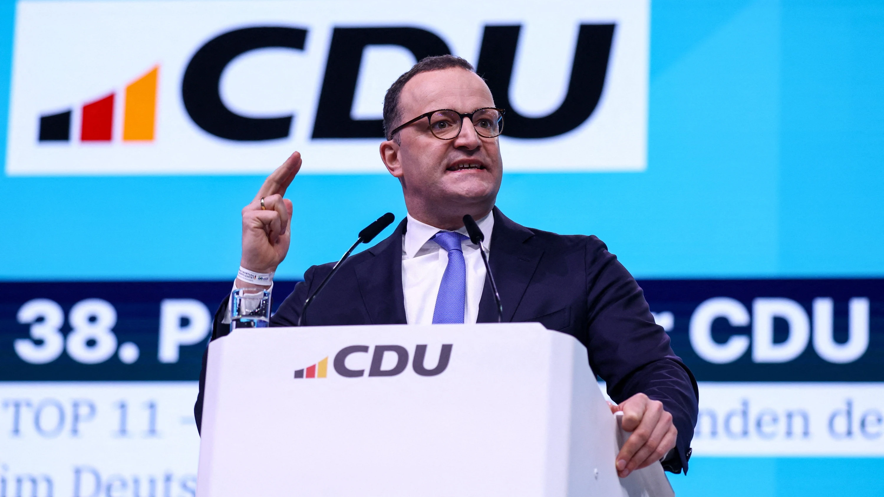 Deutschland-Blog: Spahn: „Haben die Außenpolitik des grünen Zeigefingers beendet“