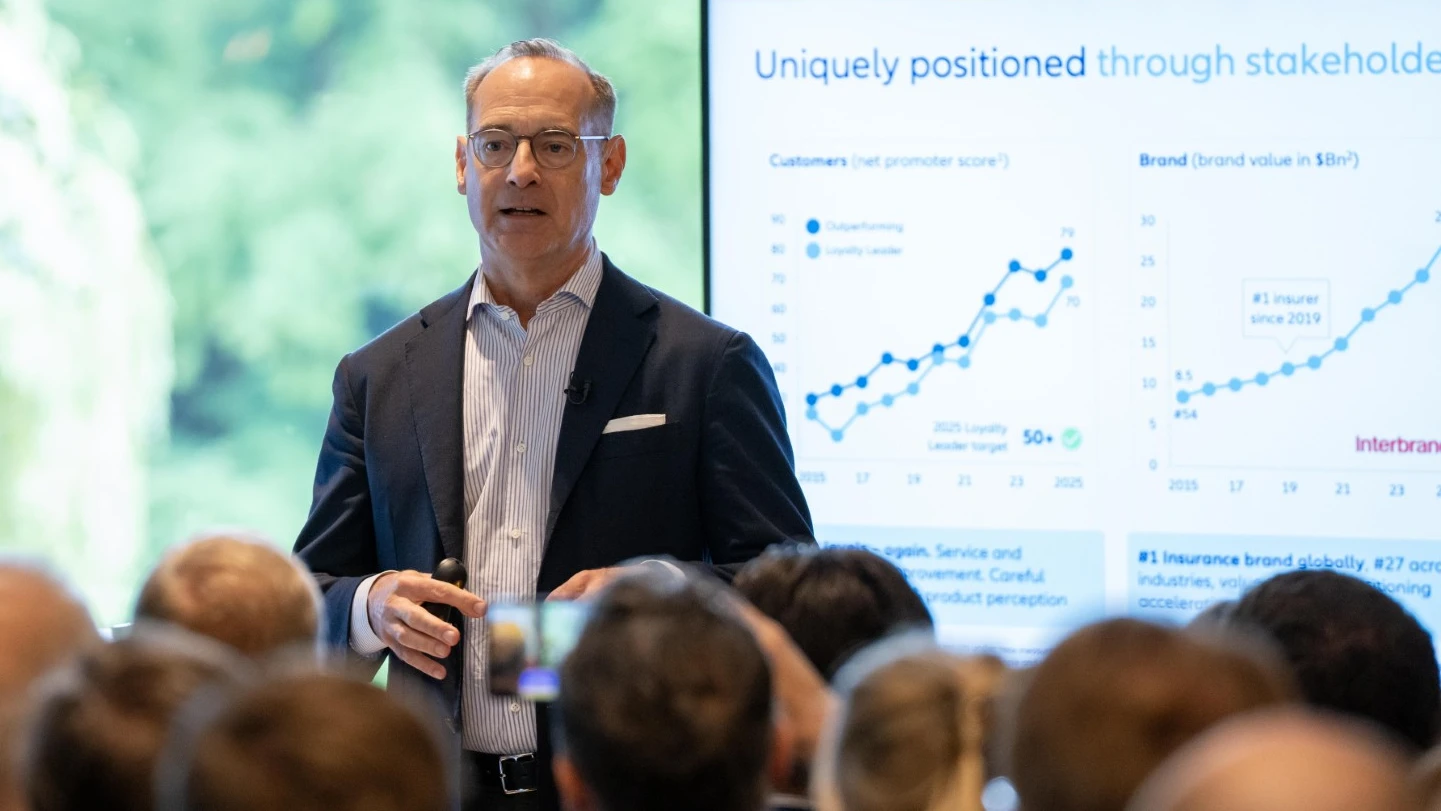 Vor Publikum: Der Vorstandsvorsitzende Oliver Bäte spricht auf einer Presseveranstaltung am Dienstagabend über die strategischen Prioritäten der Allianz. - Allianz SE