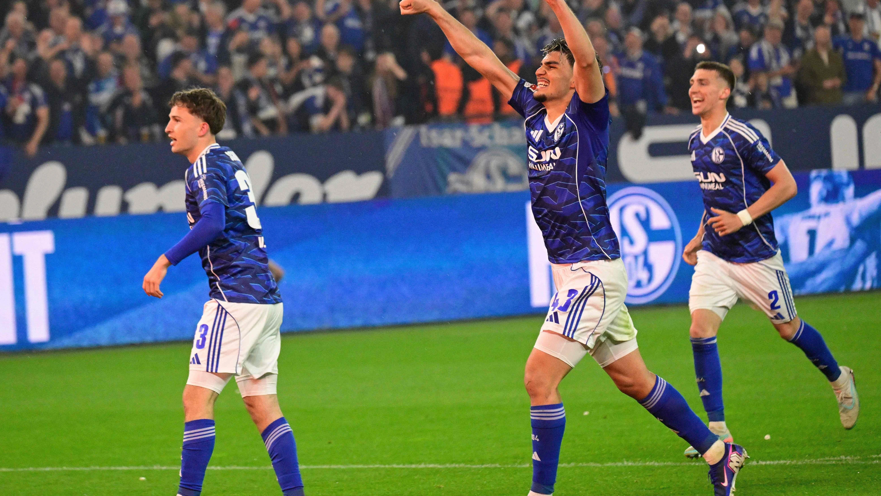 Sieg gegen Fortuna: Schalke 04 zurück in der Bundesliga