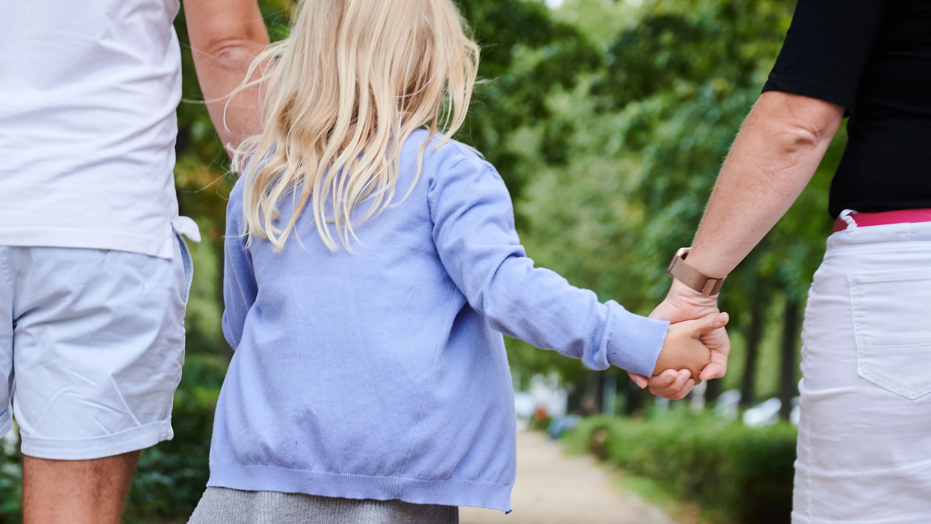 Debatte um Paternalismus: Wer helfen will, macht unglücklich