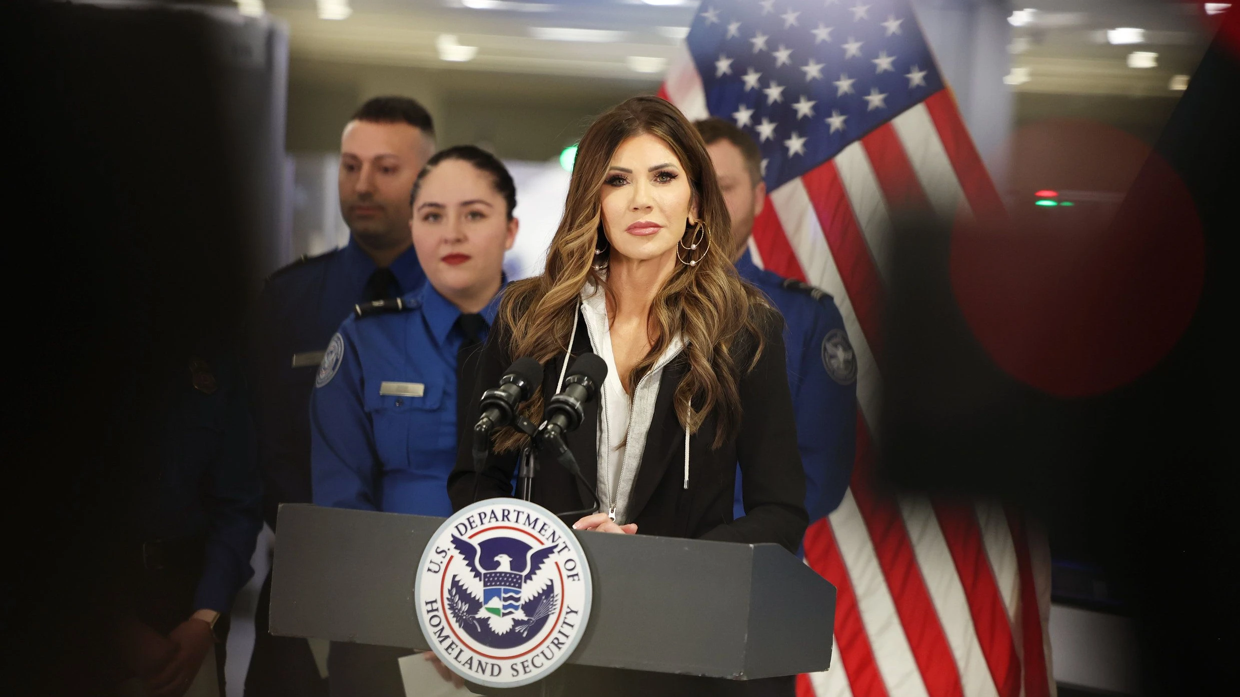 Liveblog USA unter Trump: US-Heimatschutzministerin: Verdächtiger radikalisierte sich erst in den USA