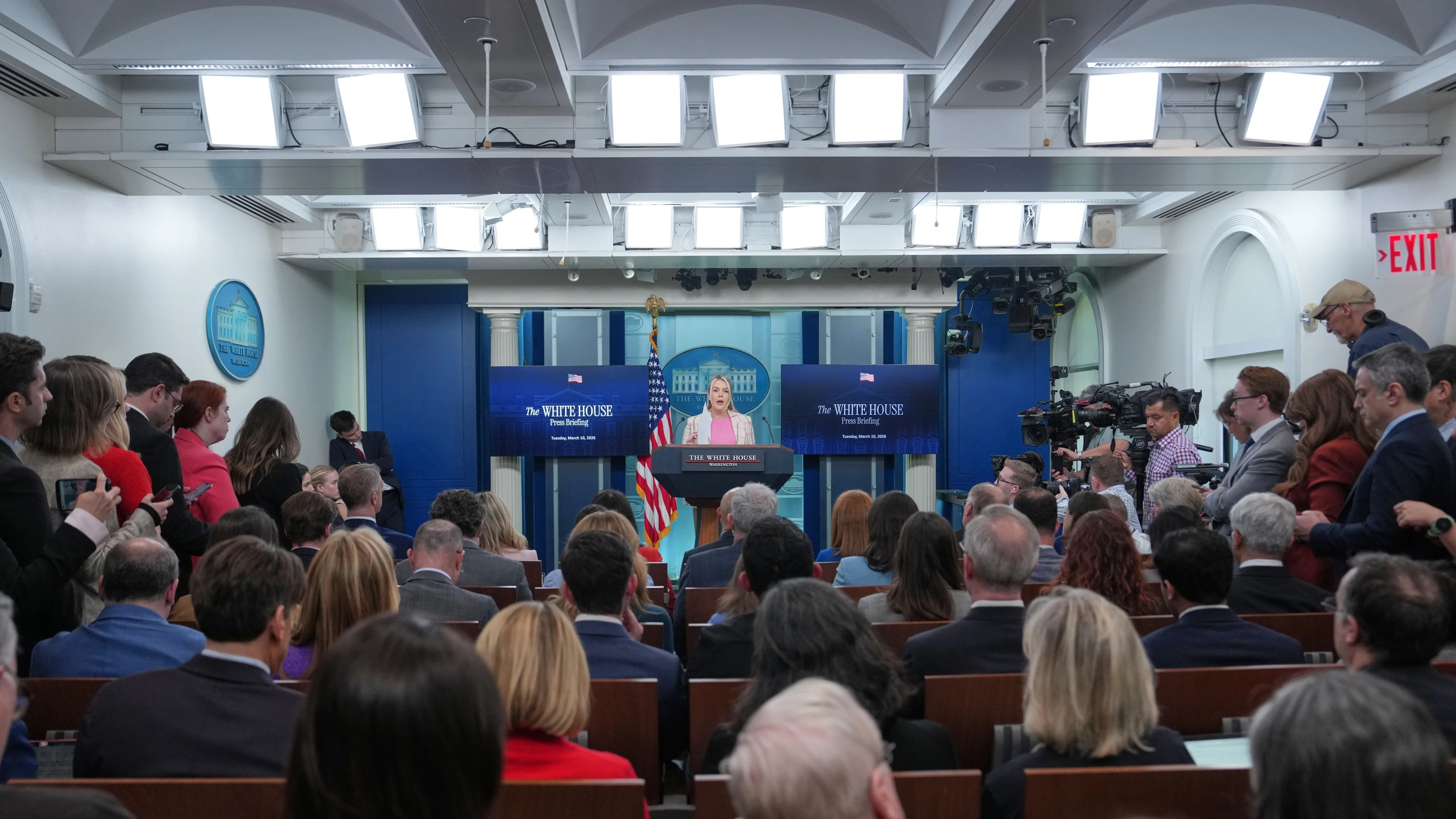 USA unter Trump: Reportern von CNN und MS NOW Zugang zum Weißen Haus verwehrt