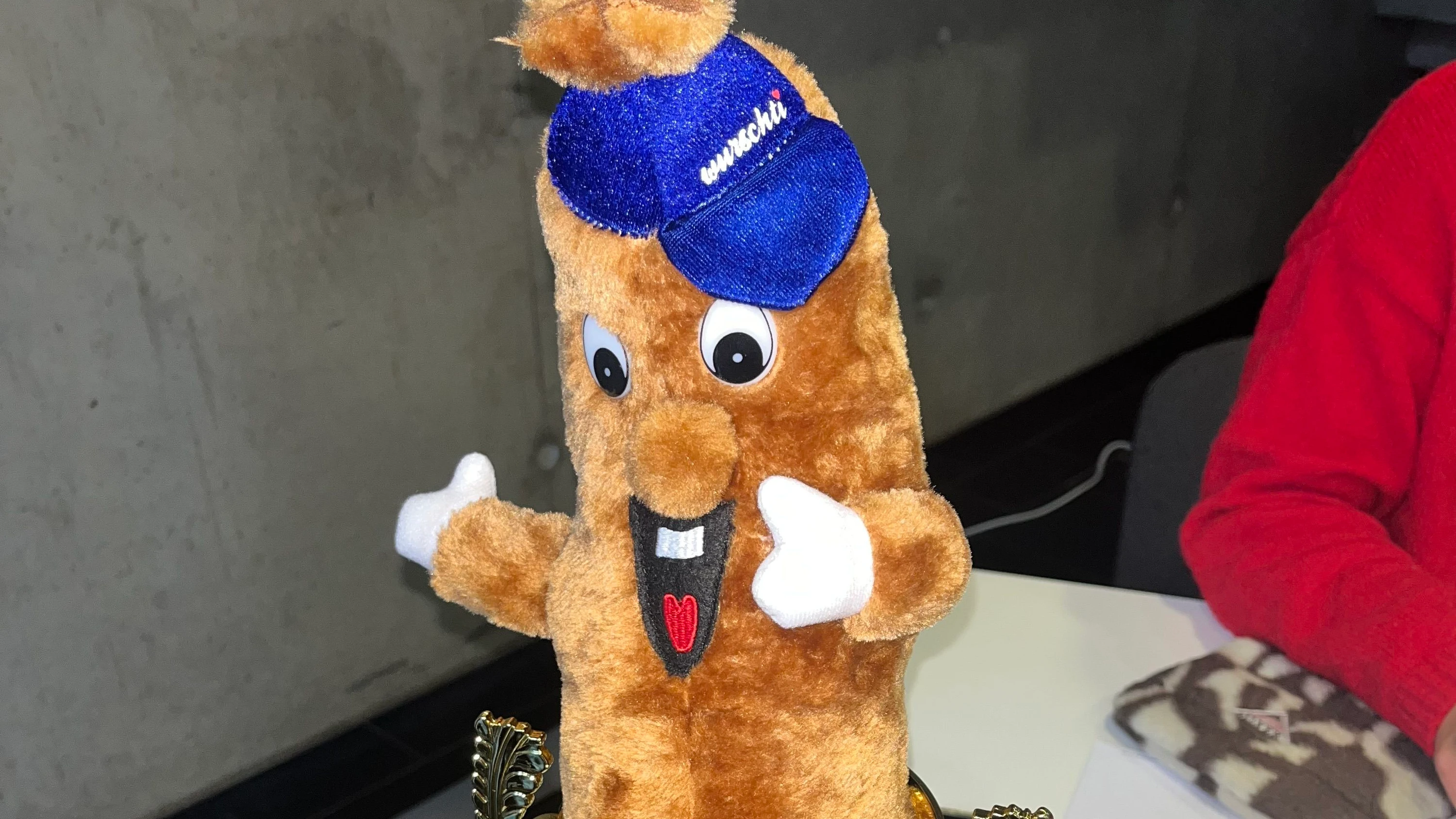 Bratwurst-Contest: Bei der Linken hieß es diese Woche auch: „Glück auf und gut Brat!“