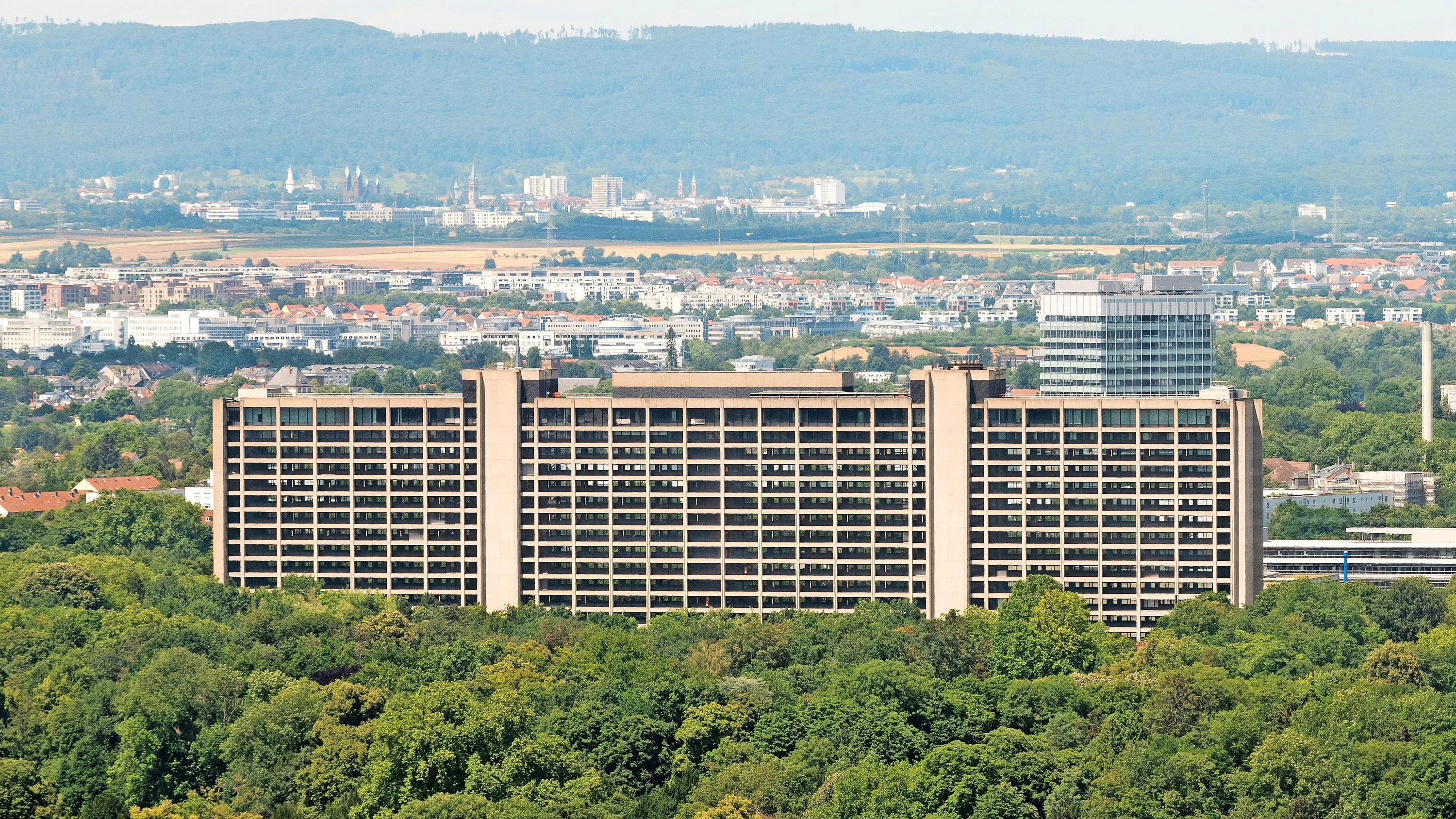 Bundesbankzentrale: Abzugeben: Betonkoloss mit Gold im Keller Bundesbankzentrale: Abzugeben: Betonkoloss mit Gold im Keller