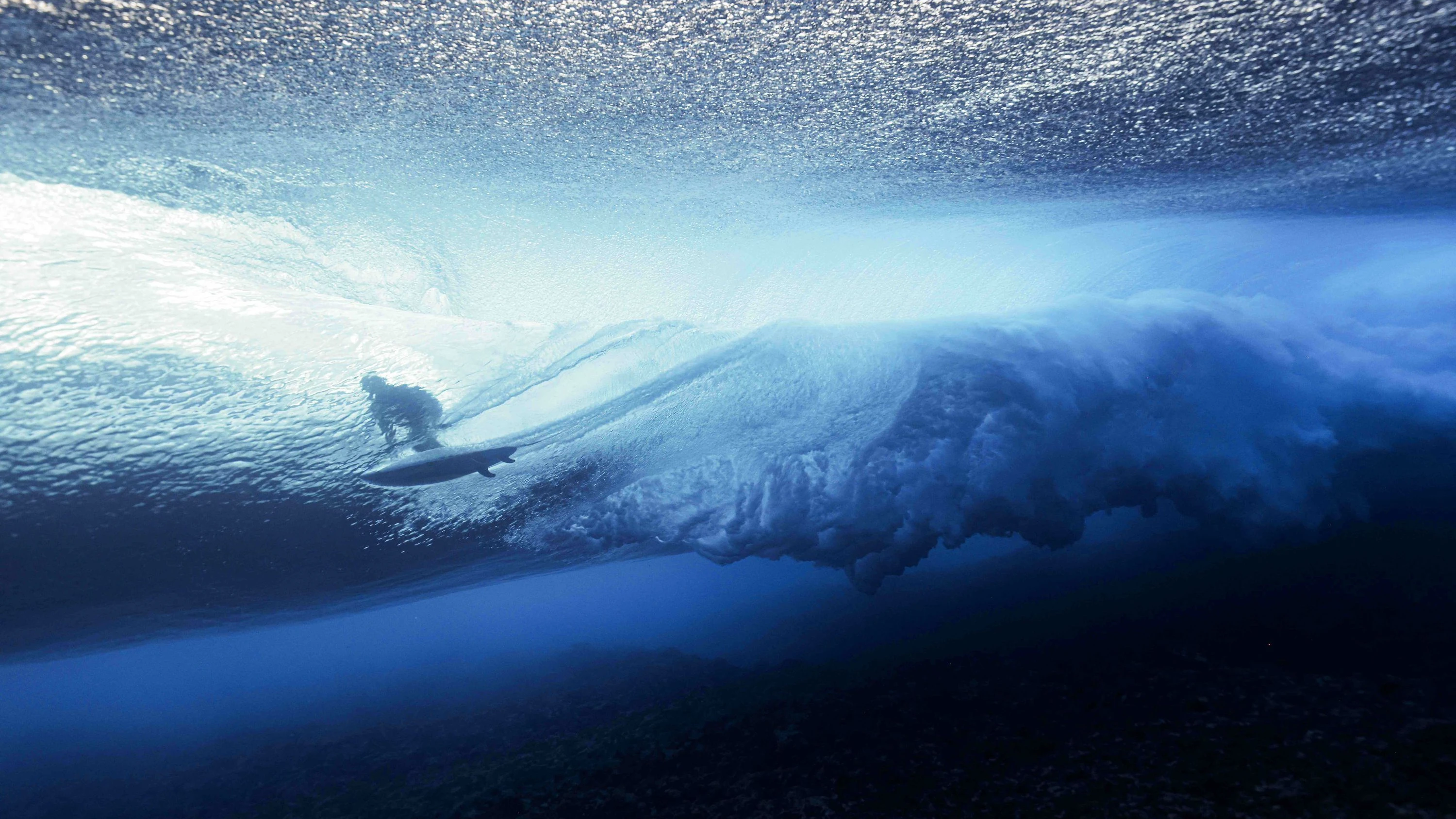 Surf-Krimi „Heaven’s Gate“: Im Paradies der Kartelle Surf-Krimi „Heaven’s Gate“: Im Paradies der Kartelle