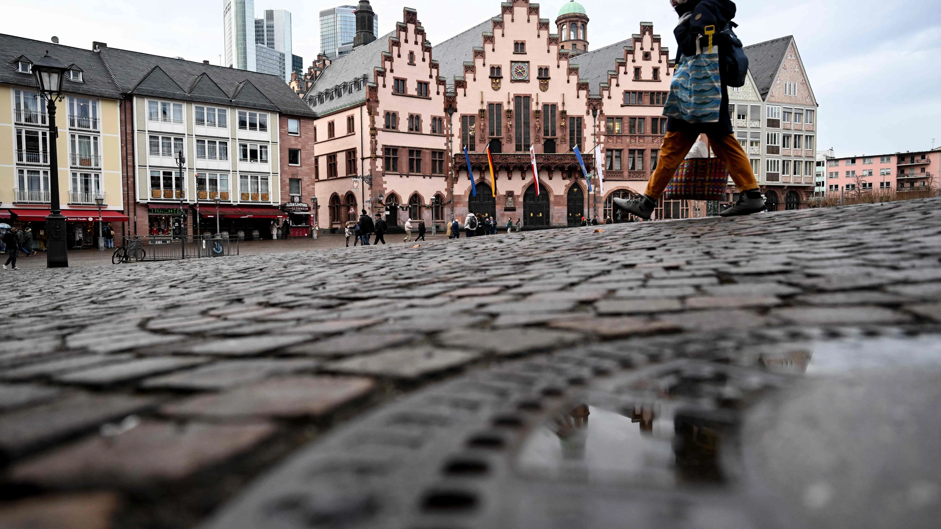 Umfrage zur Wahl: Frankfurt vor einer Richtungsentscheidung Umfrage zur Wahl: Frankfurt vor einer Richtungsentscheidung