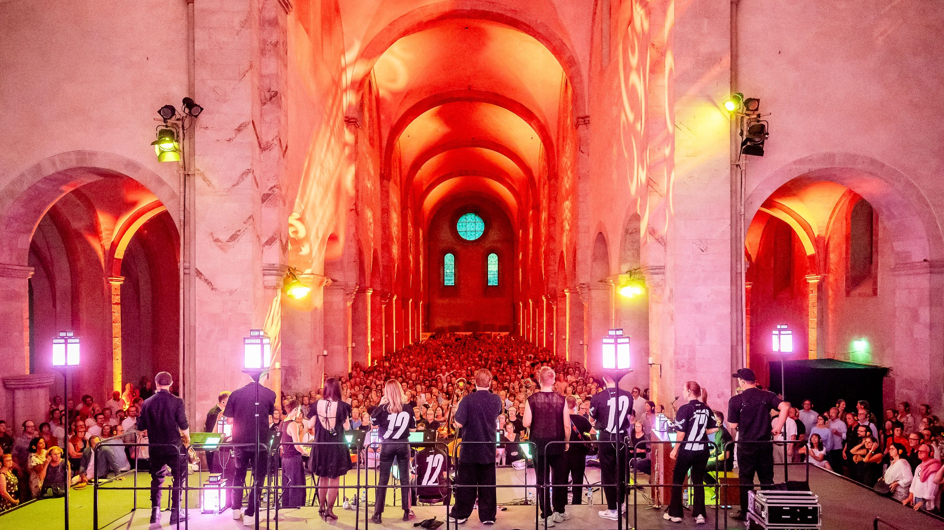 Jazzrausch Bigband: Wenn die Kirche zum Dancefloor wird