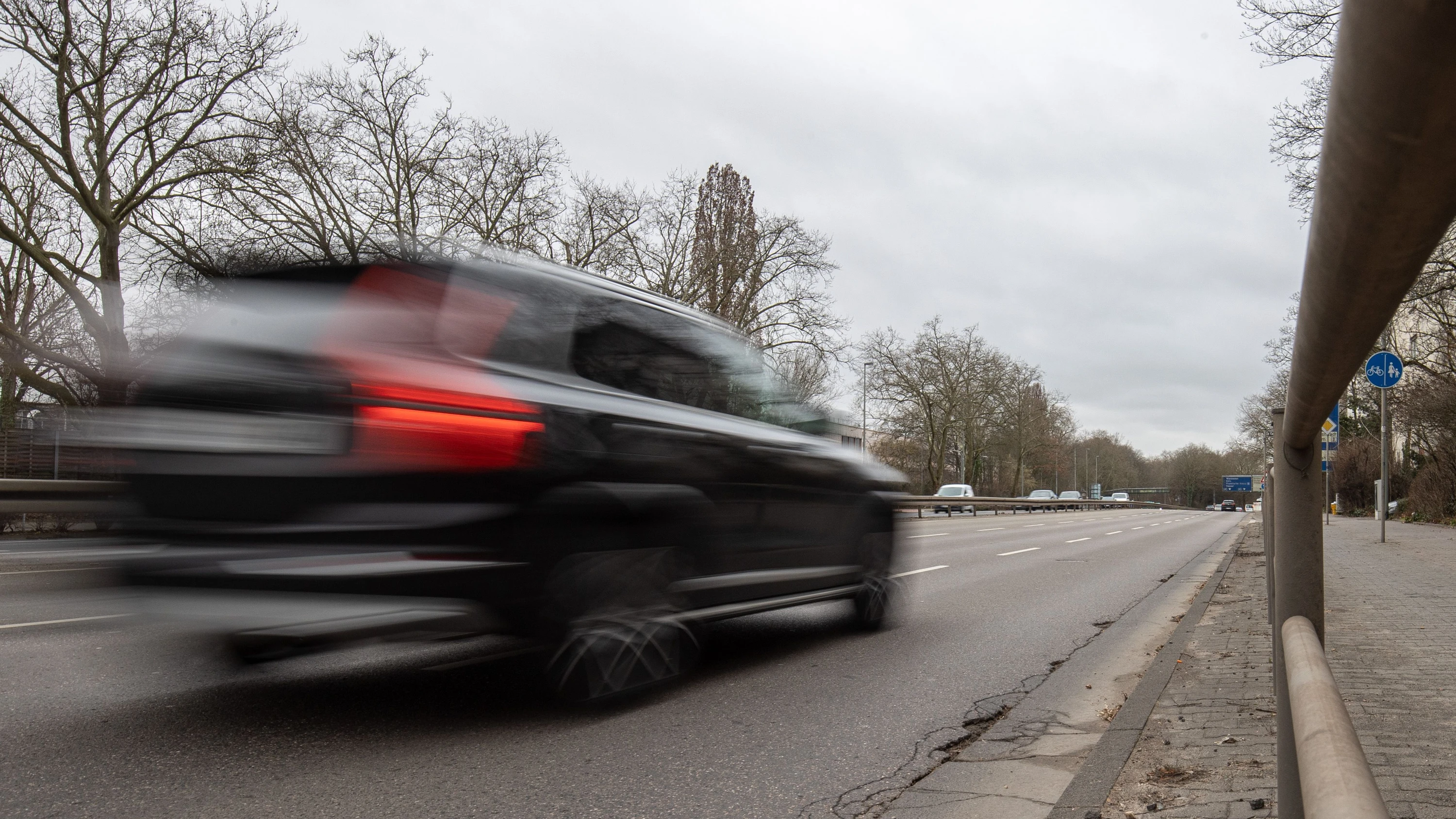 Rhein-Main-Liveblog: Auto flieht vor Polizei als Geisterfahrer zurück auf die A66