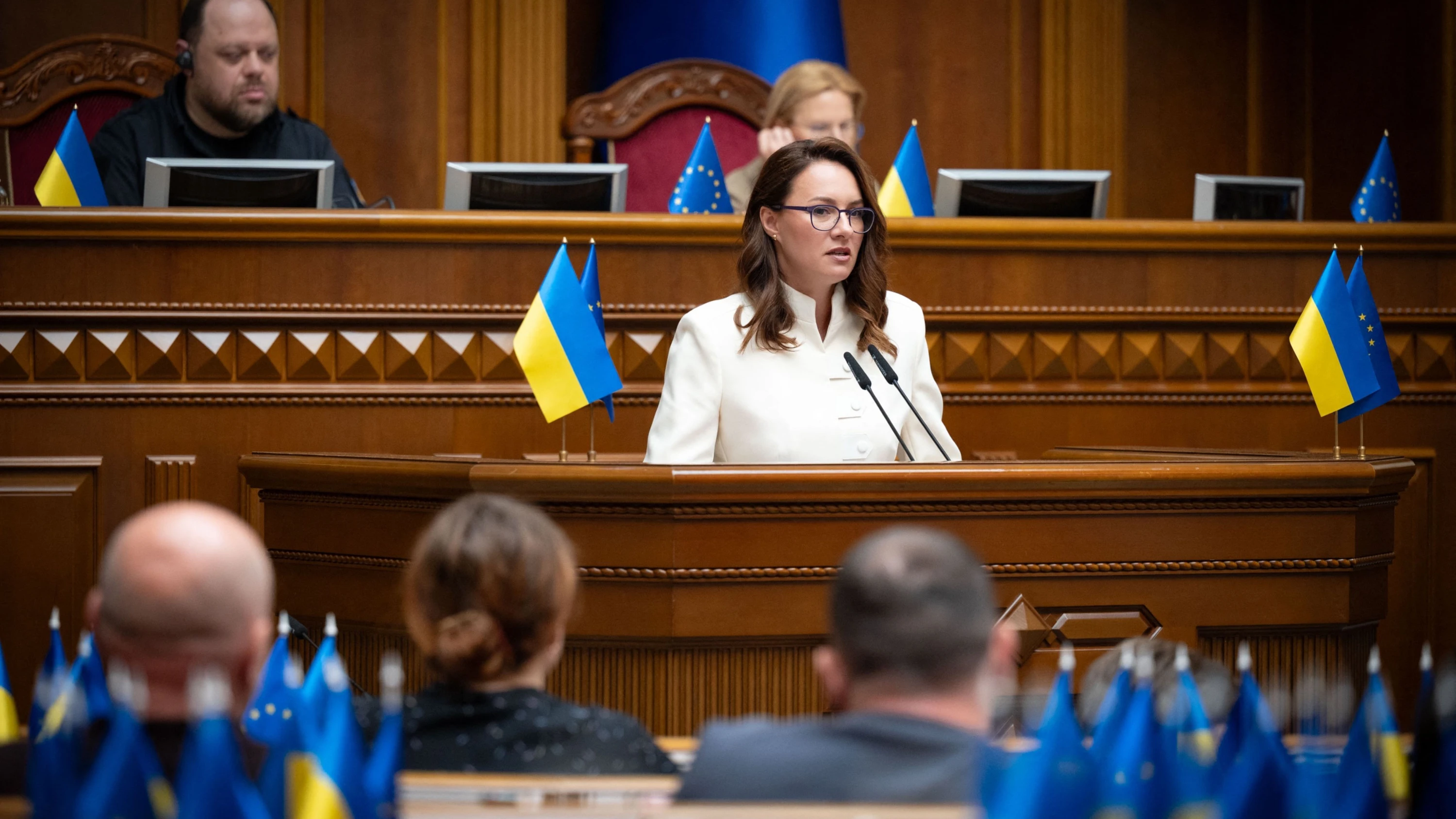 Liveblog Ukrainekrieg: Parlament stimmt Rücktritt von Swyrydenko zu