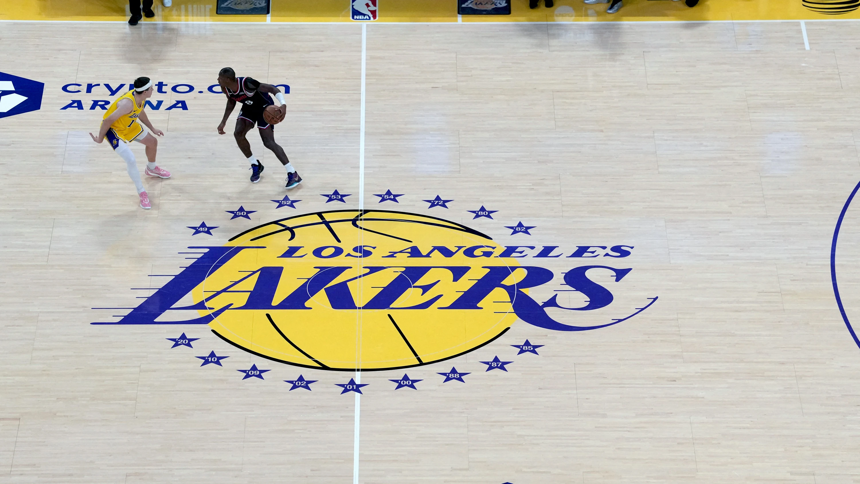 Milliardendeal für Lakers: Ein Rekordverkauf in der NBA, der Fragen aufwirft