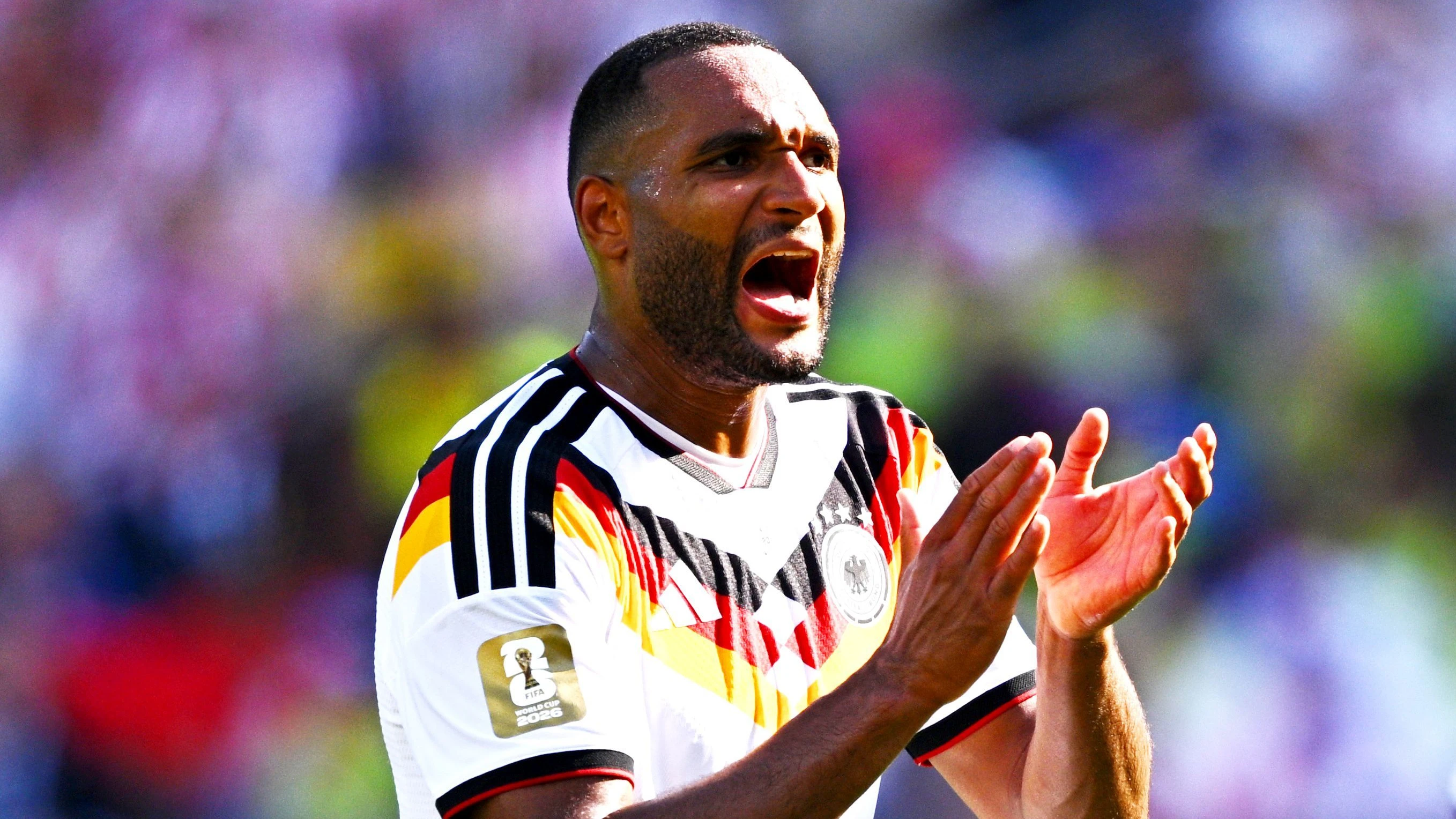 Bild: Rassistische Angriffe: Ich wünschte, Jonathan Tah müsste kein Held mehr sein
