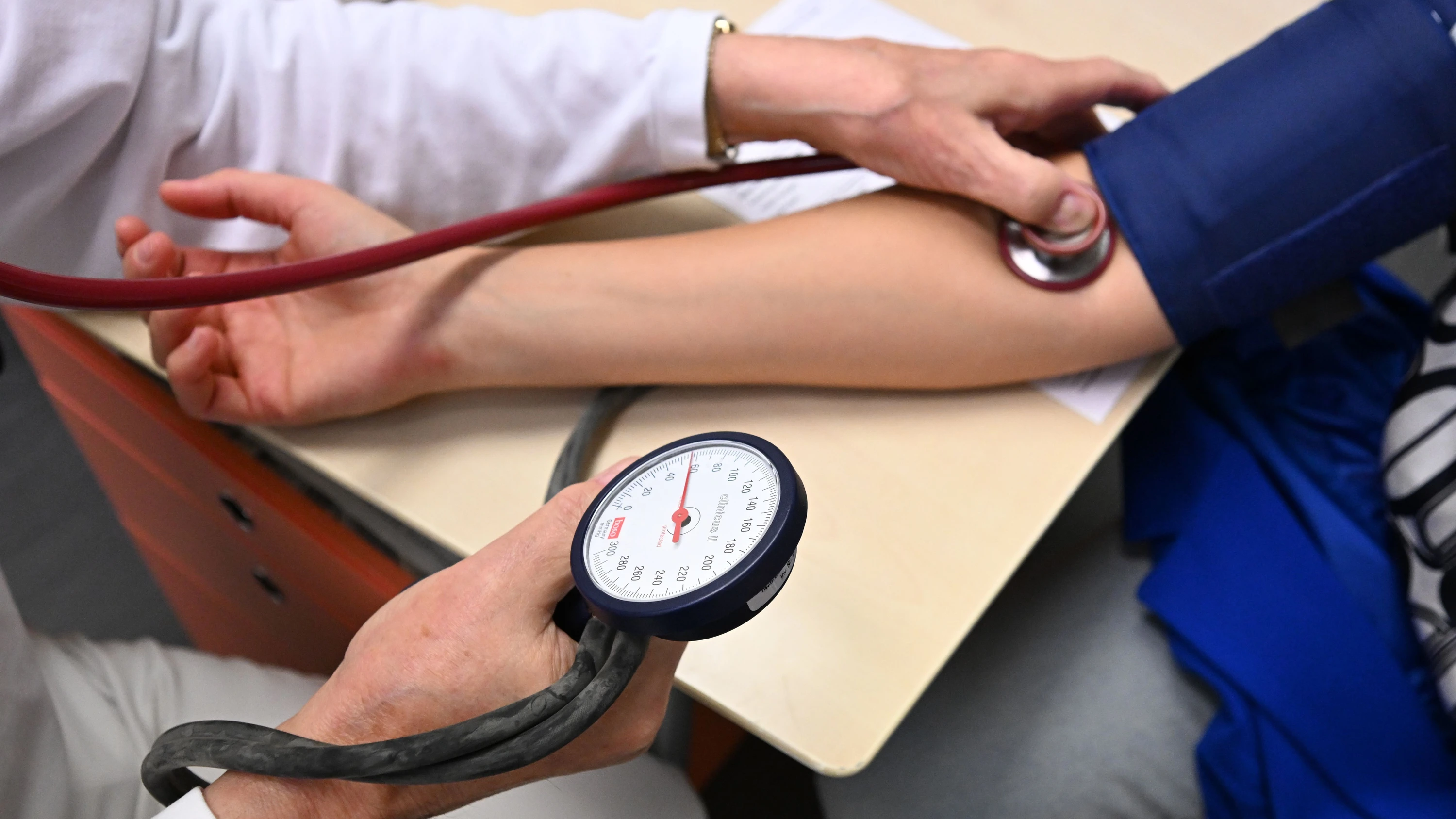 So geht Gesundheitsreform: Behandelt endlich die Ärzte!