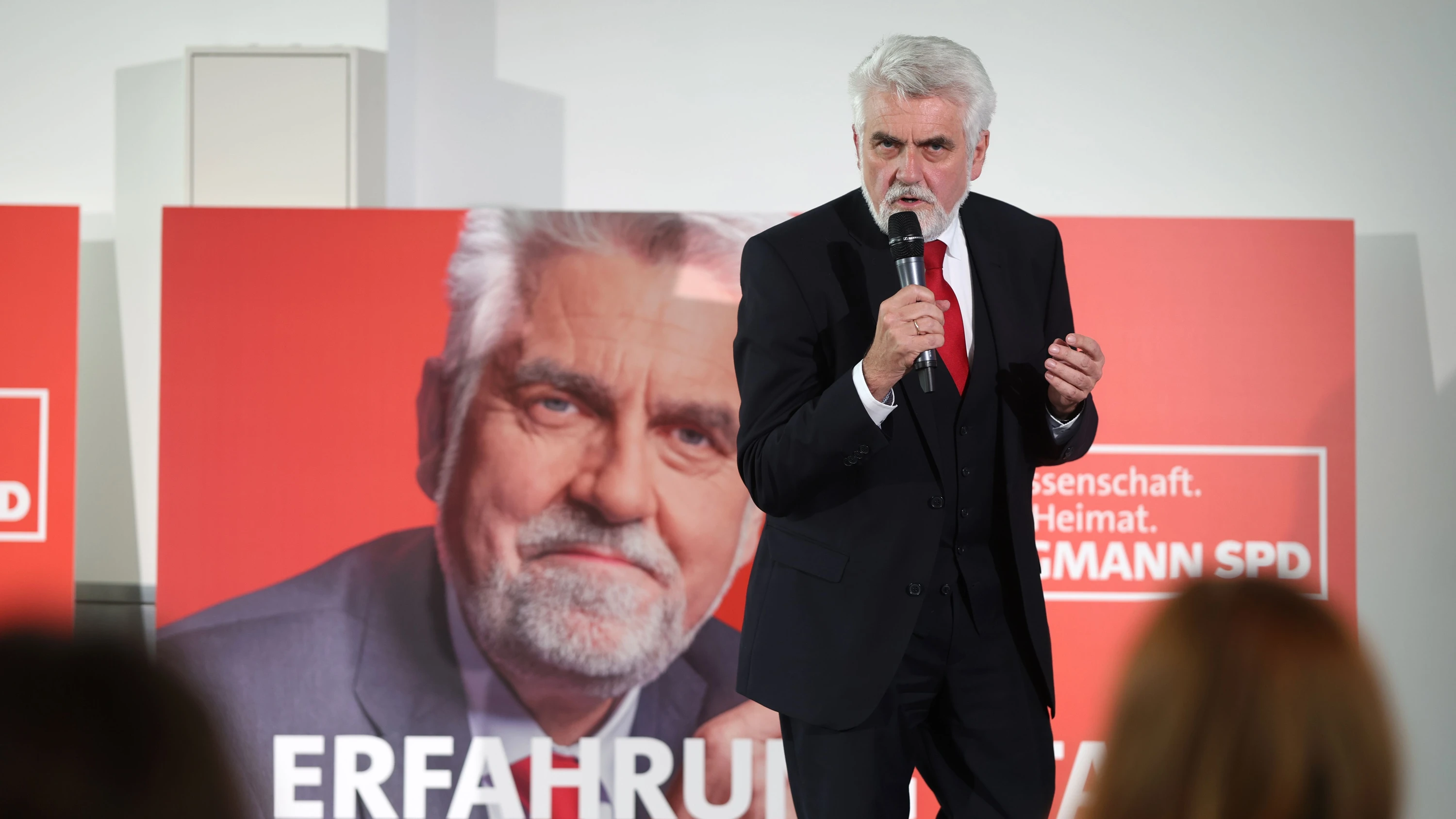 Deutschland-Liveblog: SPD-Spitzenkandidat wünscht sich Debatte über Drei-Prozent-Hürde