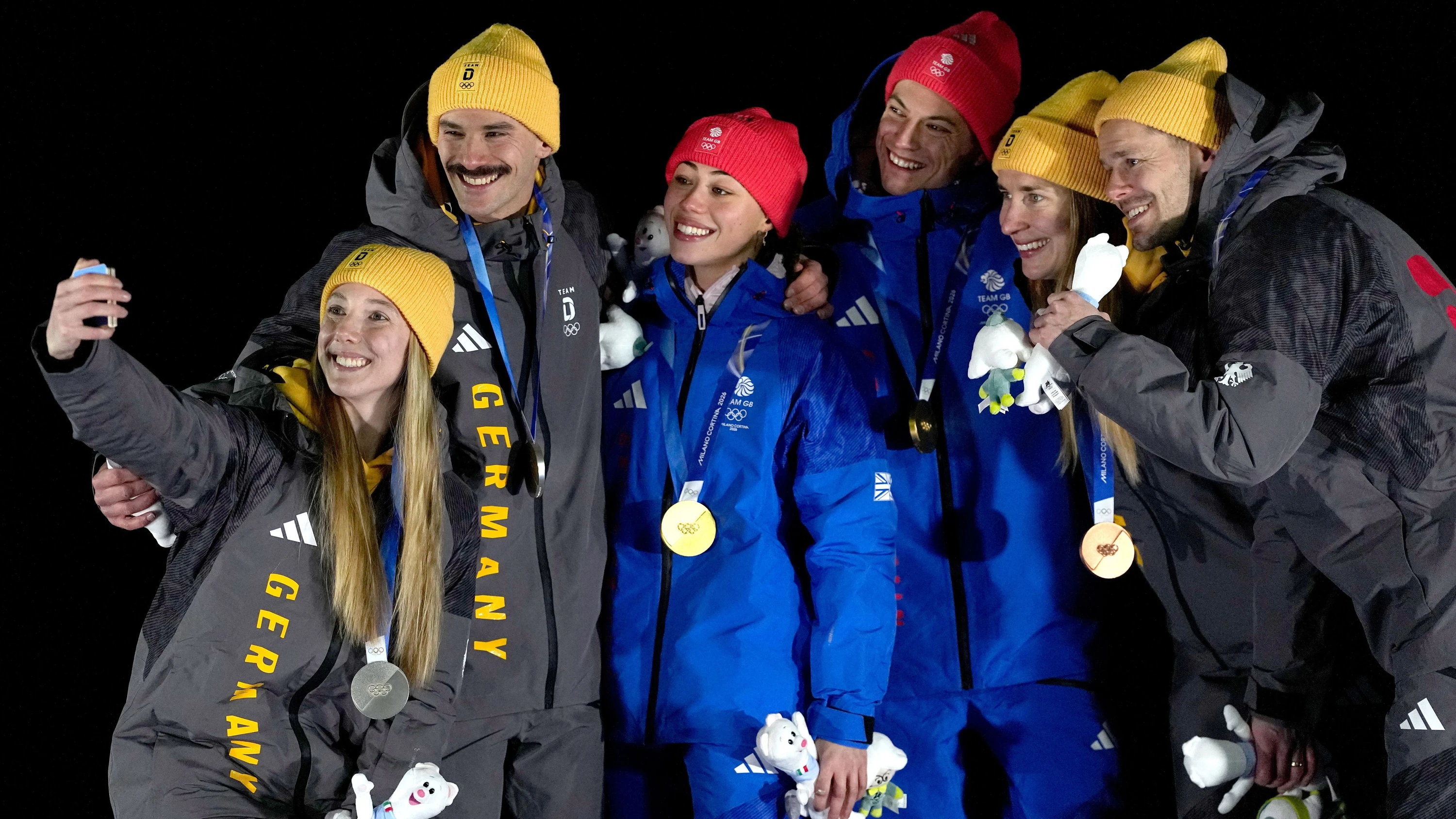 Bild: Silber und Bronze im Skeleton: „Damit war überhaupt nicht zu rechnen“