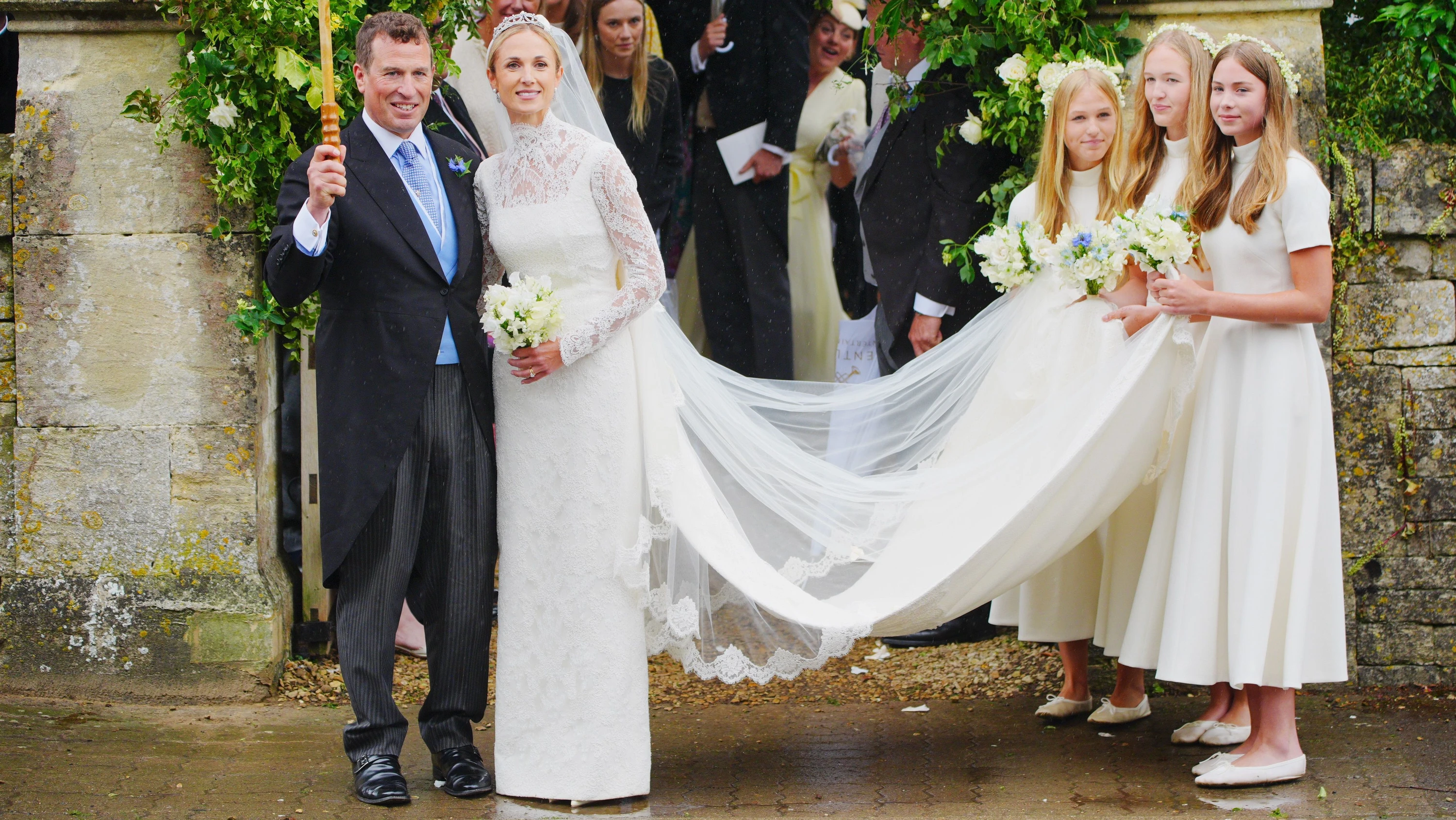 Bild: Britische Königsfamilie: Neffe von König Charles heiratet – Töchter von Andrew unter den Gästen