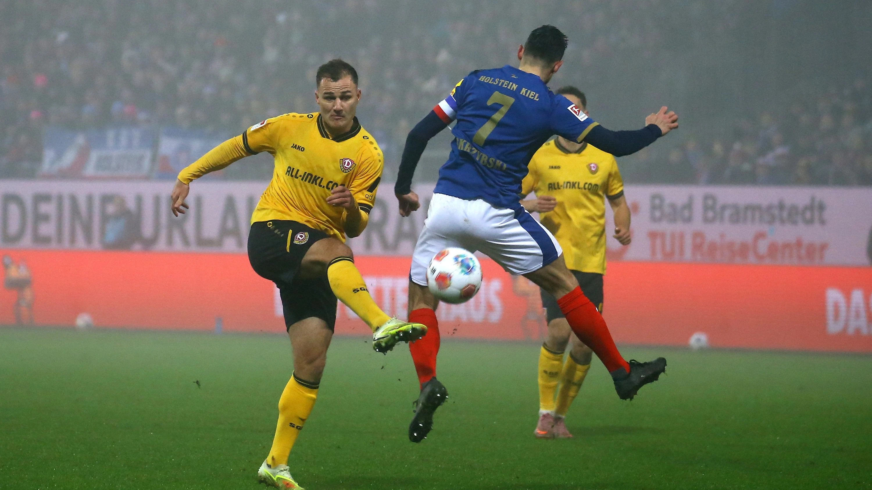 Zweite Bundesliga: Kiel dreht frühen Rückstand –Dresden bleibt Letzter