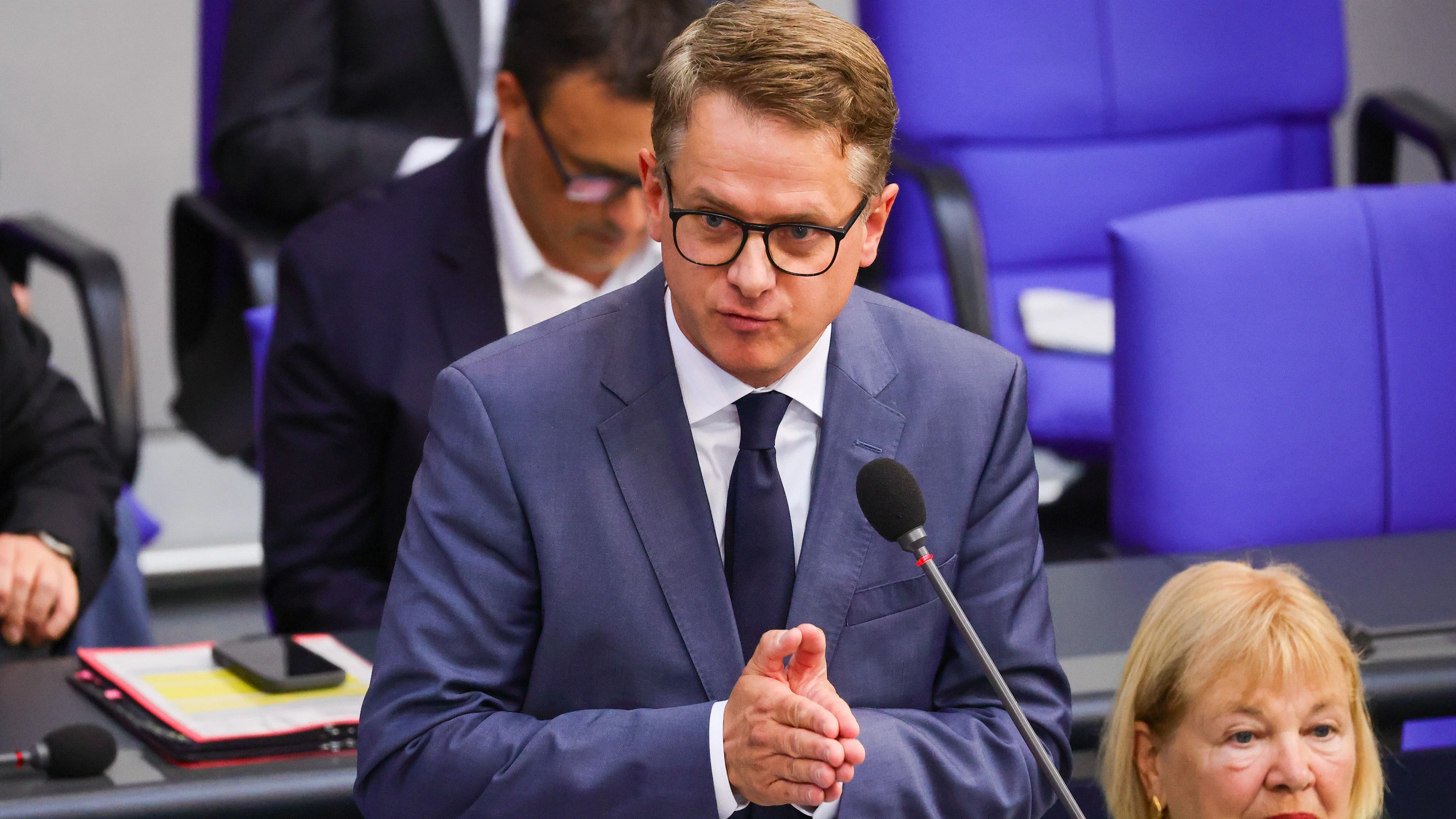 Regierungsbefragung: Linnemann: Tue alles für Beitragsstabilität