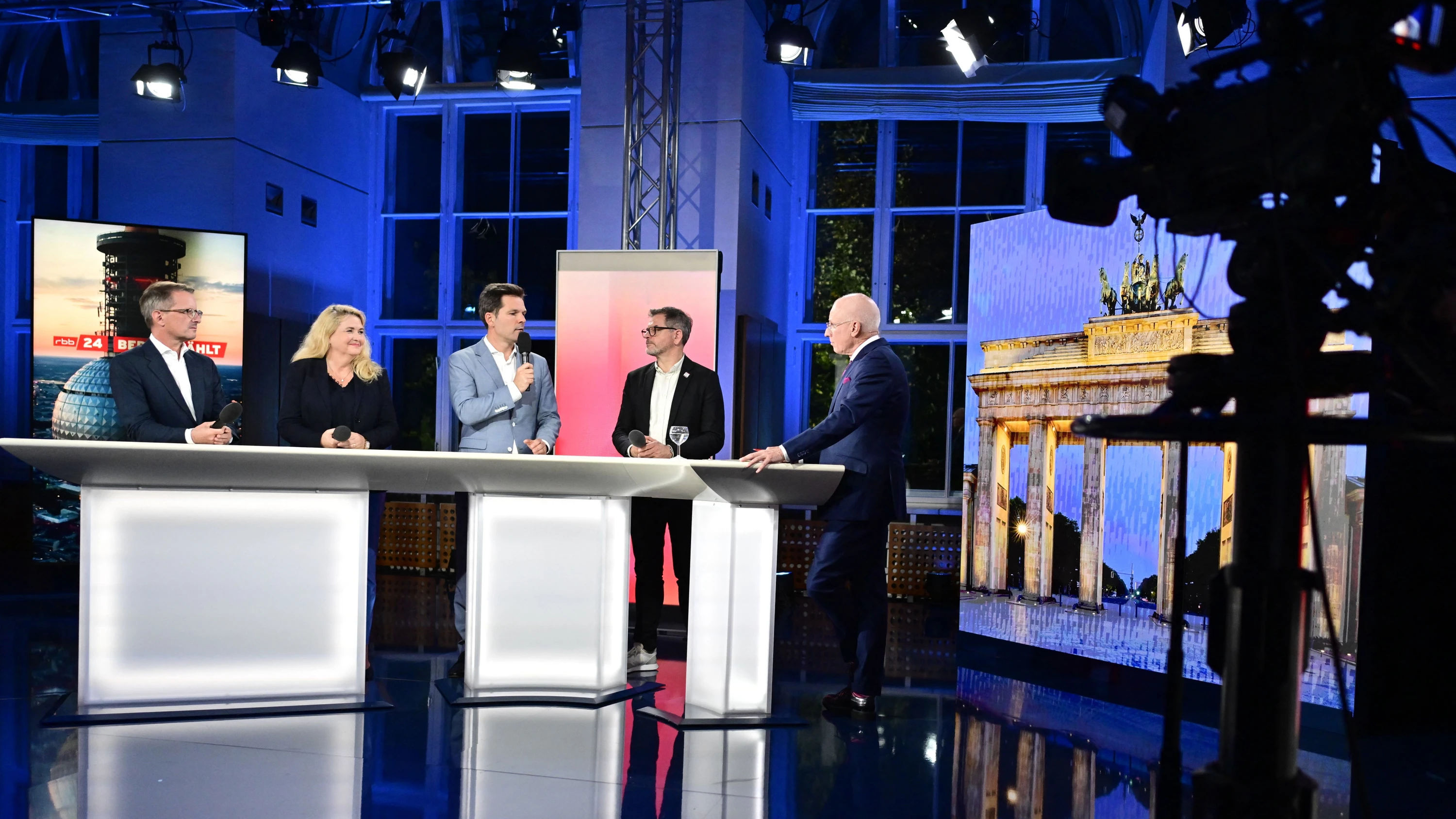 Die Wahl und die Finanzmärkte: Nach dem Doppel-Wahltag steigt der Dax