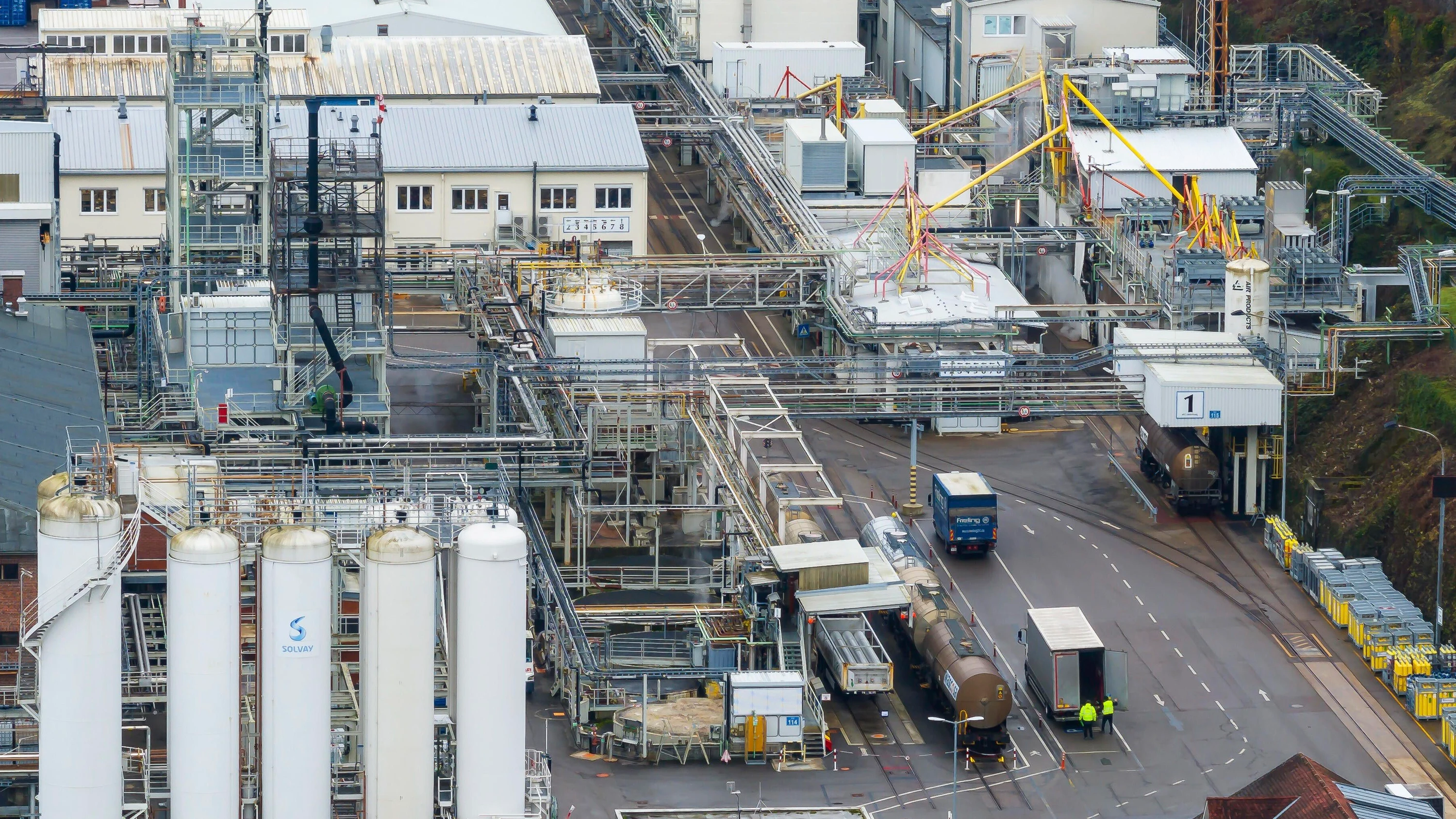 Solvay-Werk: Tonnenweise Treibhausgase aus einer einzigen Fabrik Solvay-Werk: Tonnenweise Treibhausgase aus einer einzigen Fabrik