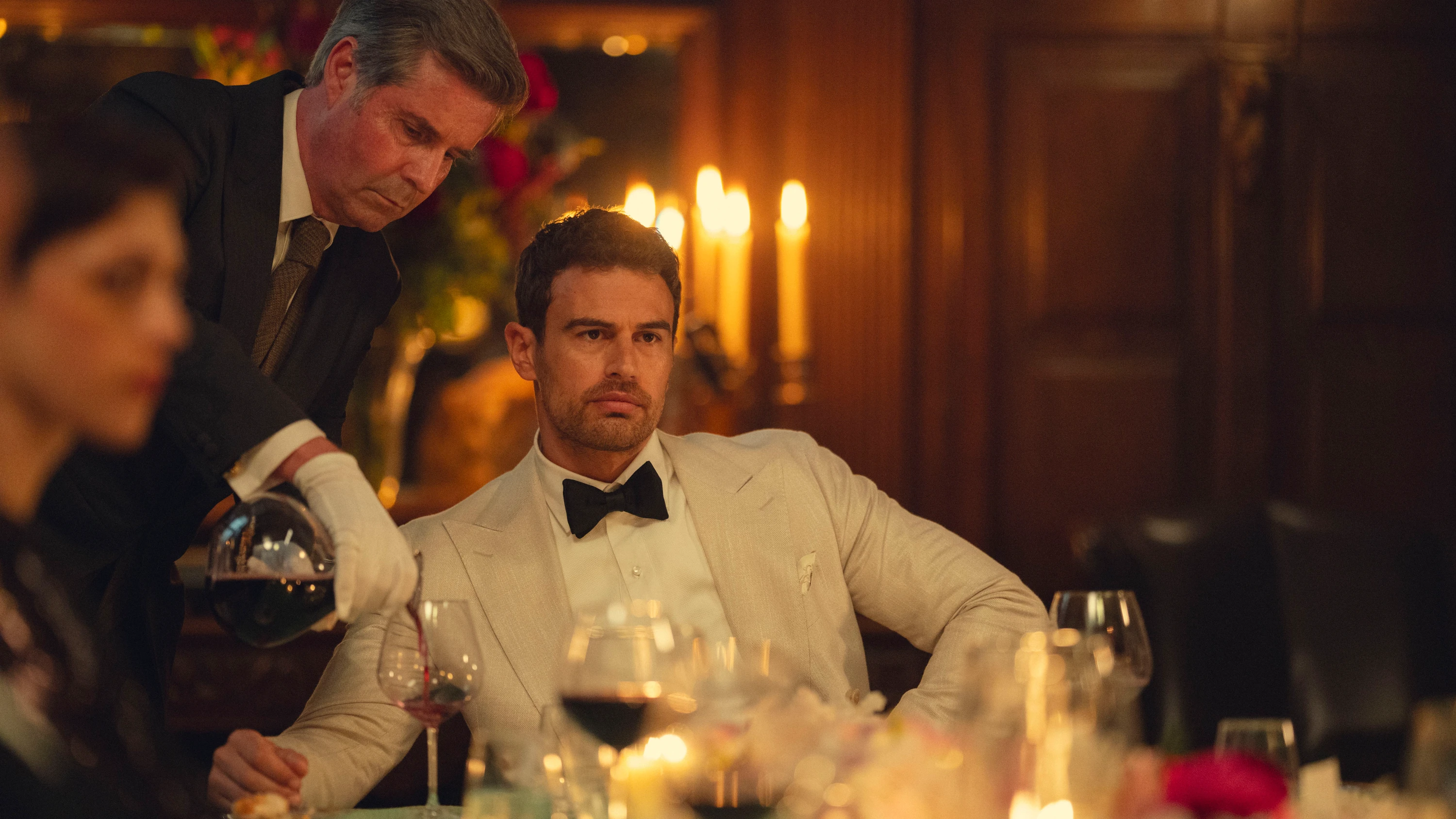 TV-Serie „The Gentlemen 2“: Wenn der britische Landadel in den Drogenhandel einsteigt